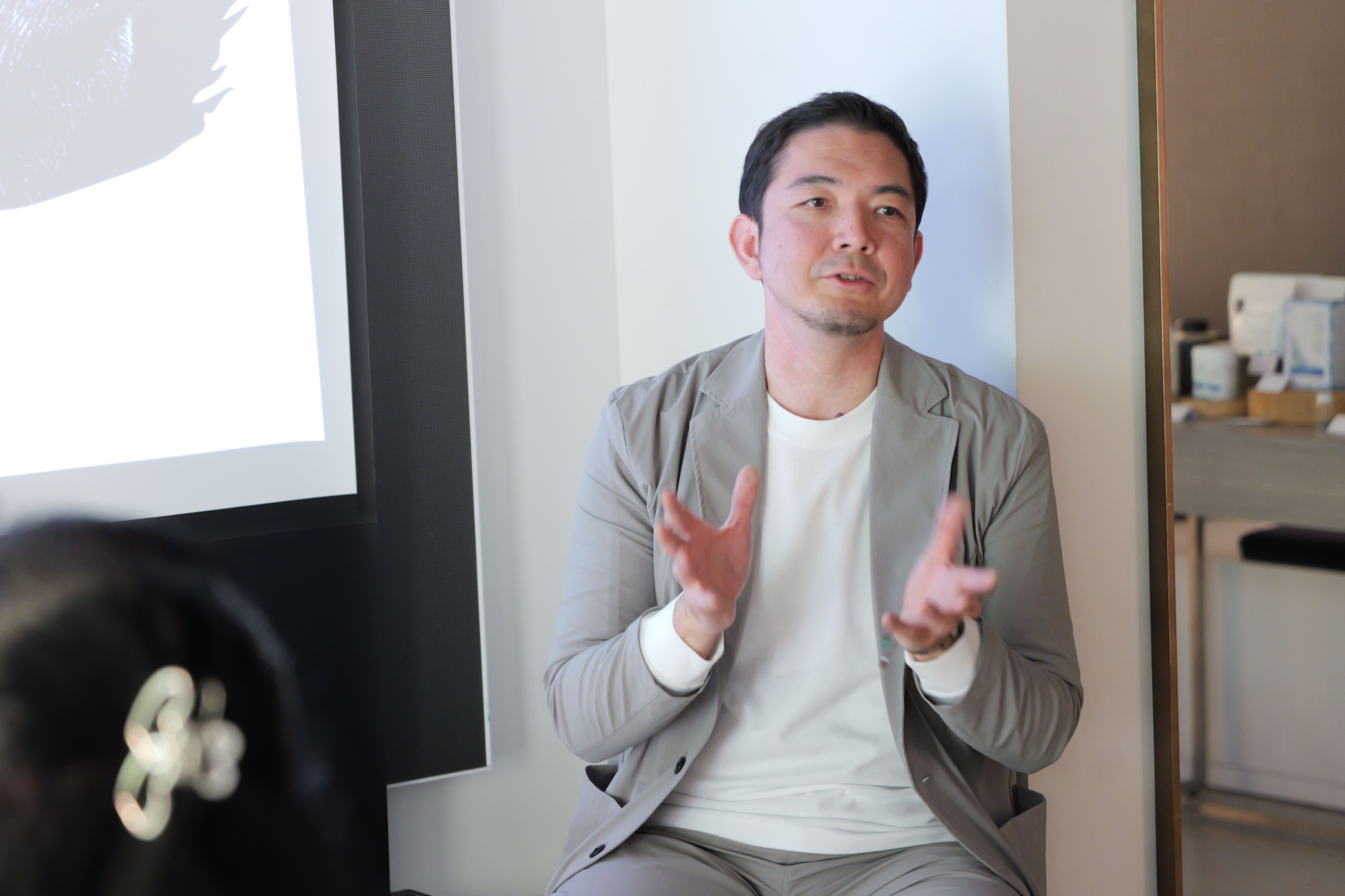REBALANCE MILKとトークショーの様子