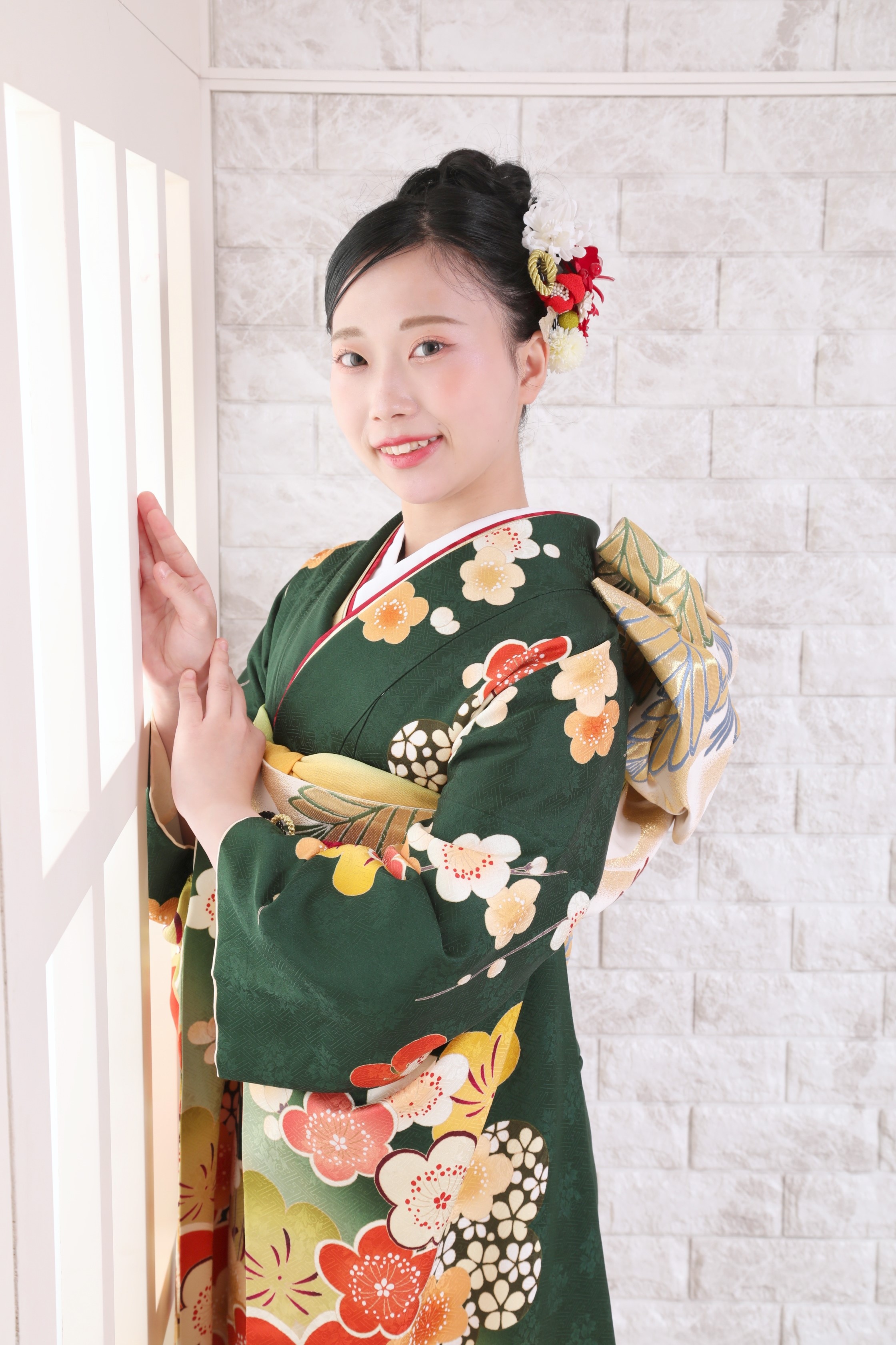 振袖レンタルNP107-<br  />82,500円<br />【サイズ】F- 成人式年度: 成人式2027年1月