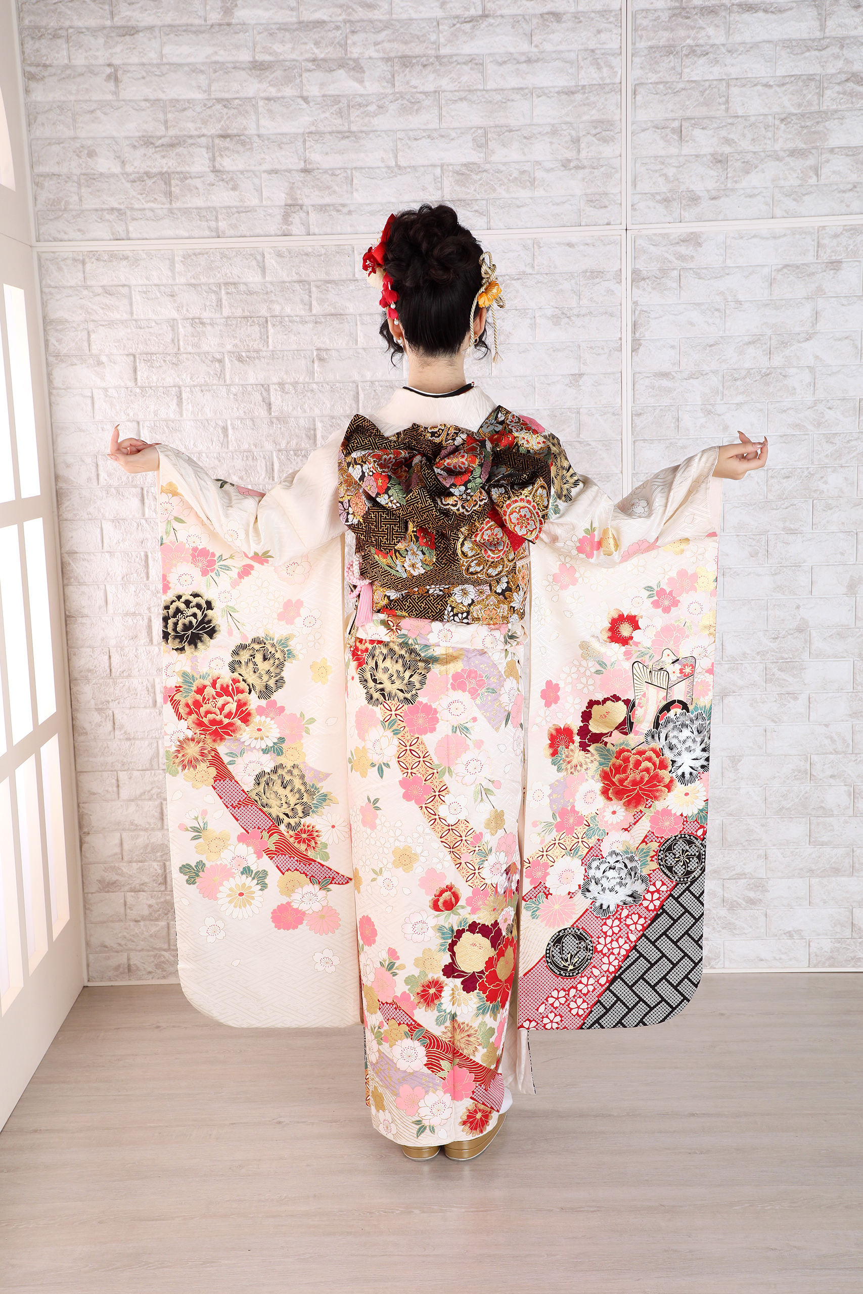 振袖レンタルNP16-<br />82,500円<br />【サイズ】Free 成人式年度: 成人式2027年1月