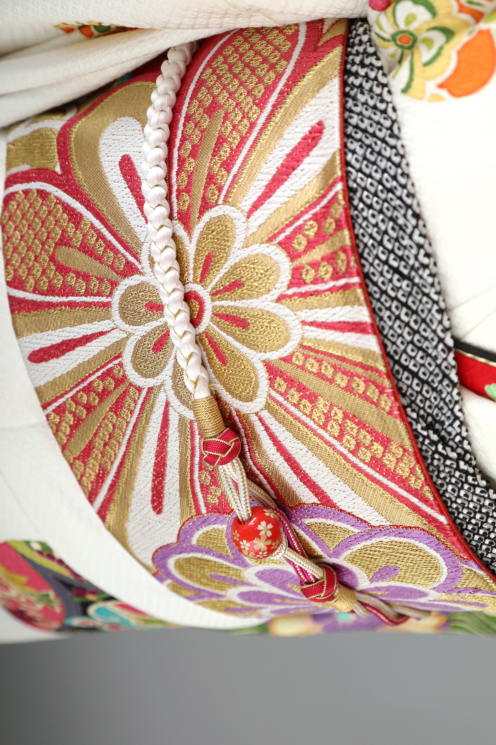 振袖レンタルNP44-<br />137,500円<br />【サイズ】Free 成人式年度: 成人式2027年1月