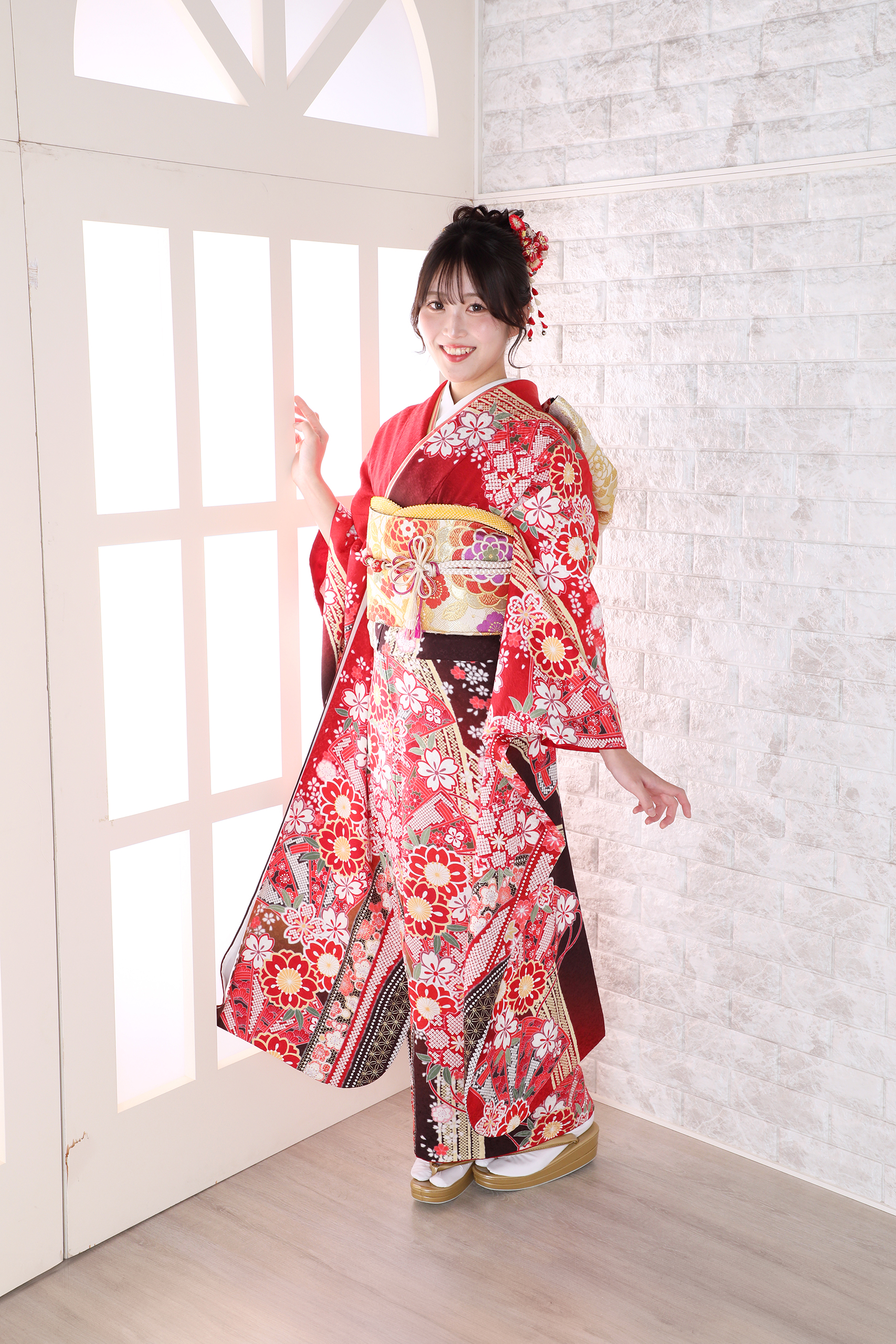 振袖レンタルNP28-<br />137,500円<br />【サイズ】Free 成人式年度: 成人式2027年1月