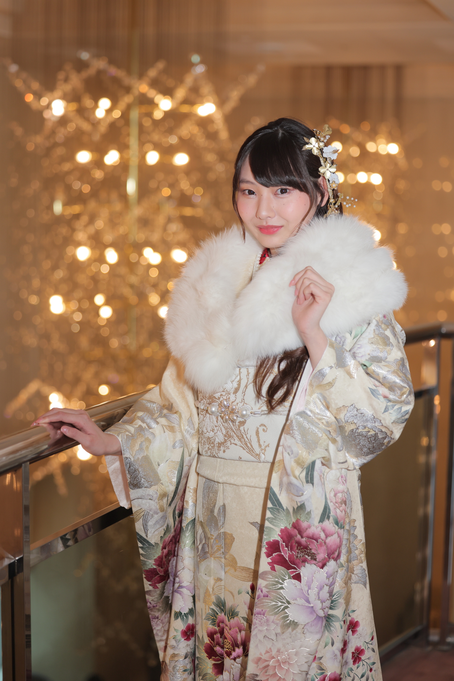 ショール(FOX) white<br />33,000円