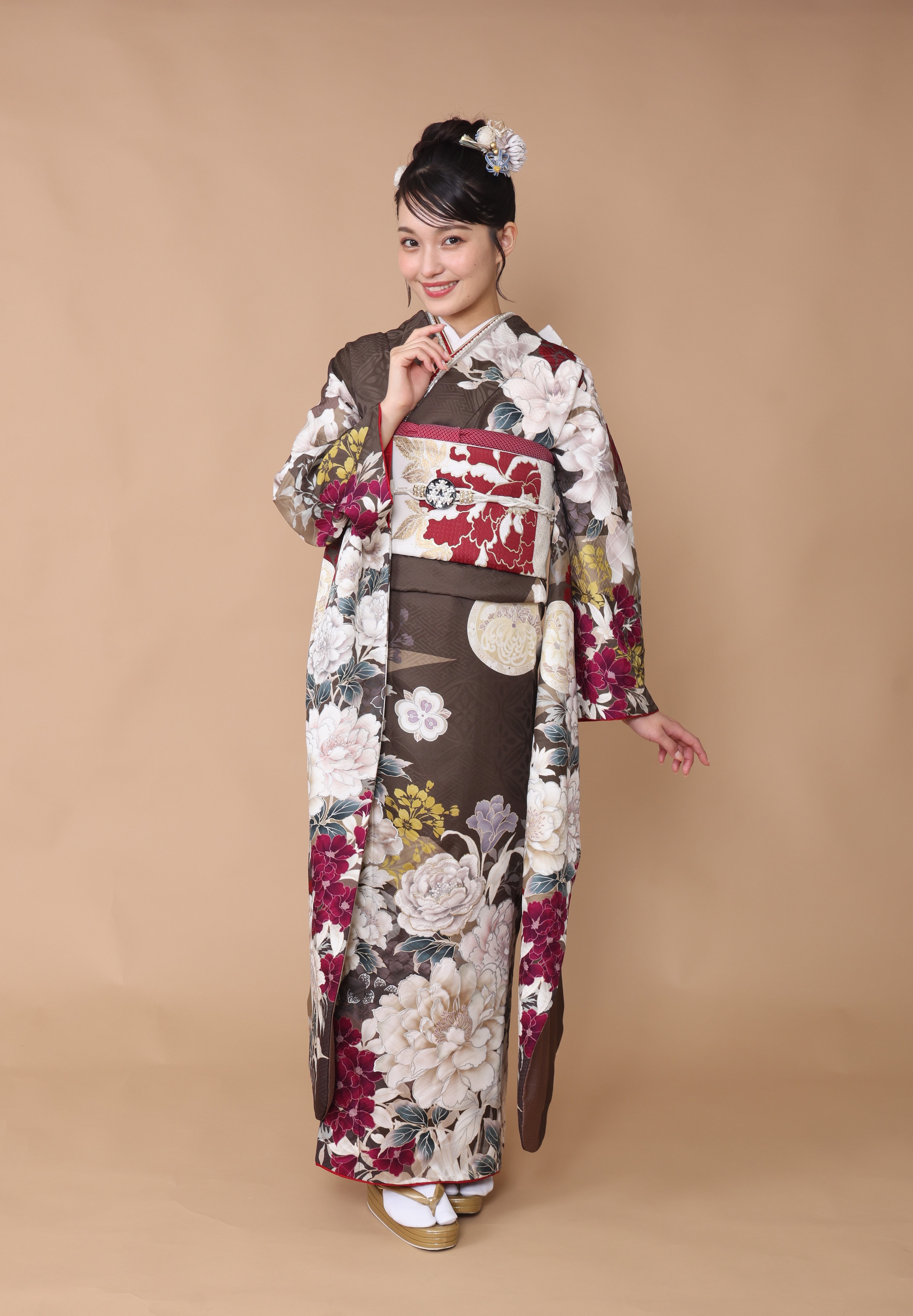振袖レンタルNP143-<br />192,500円<br />　【サイズ】Free 成人式年度: 成人式2027年1月