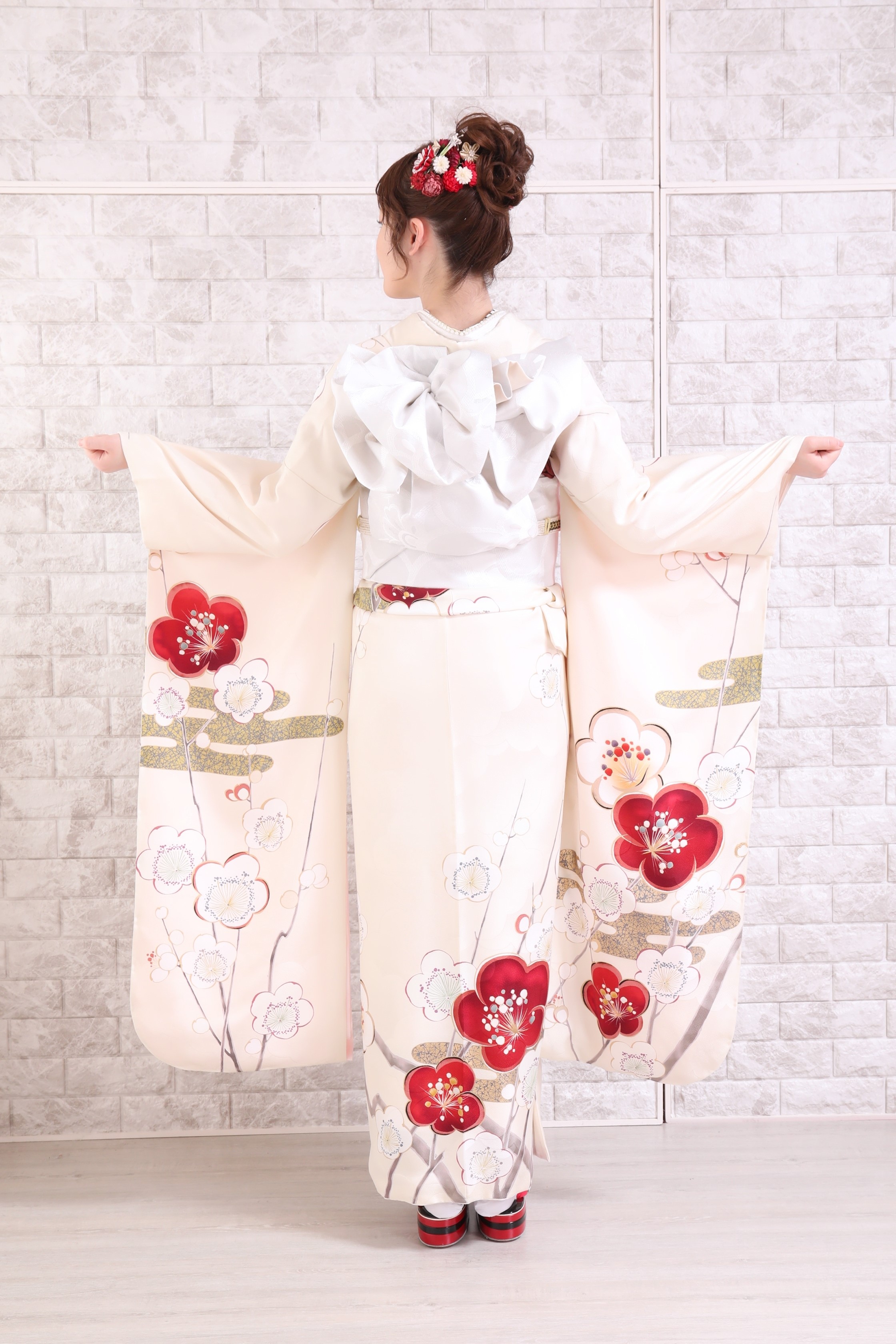振袖レンタルNP906<br />247,500円<br />【サイズ】Free 成人式年度: 成人式2027年1月