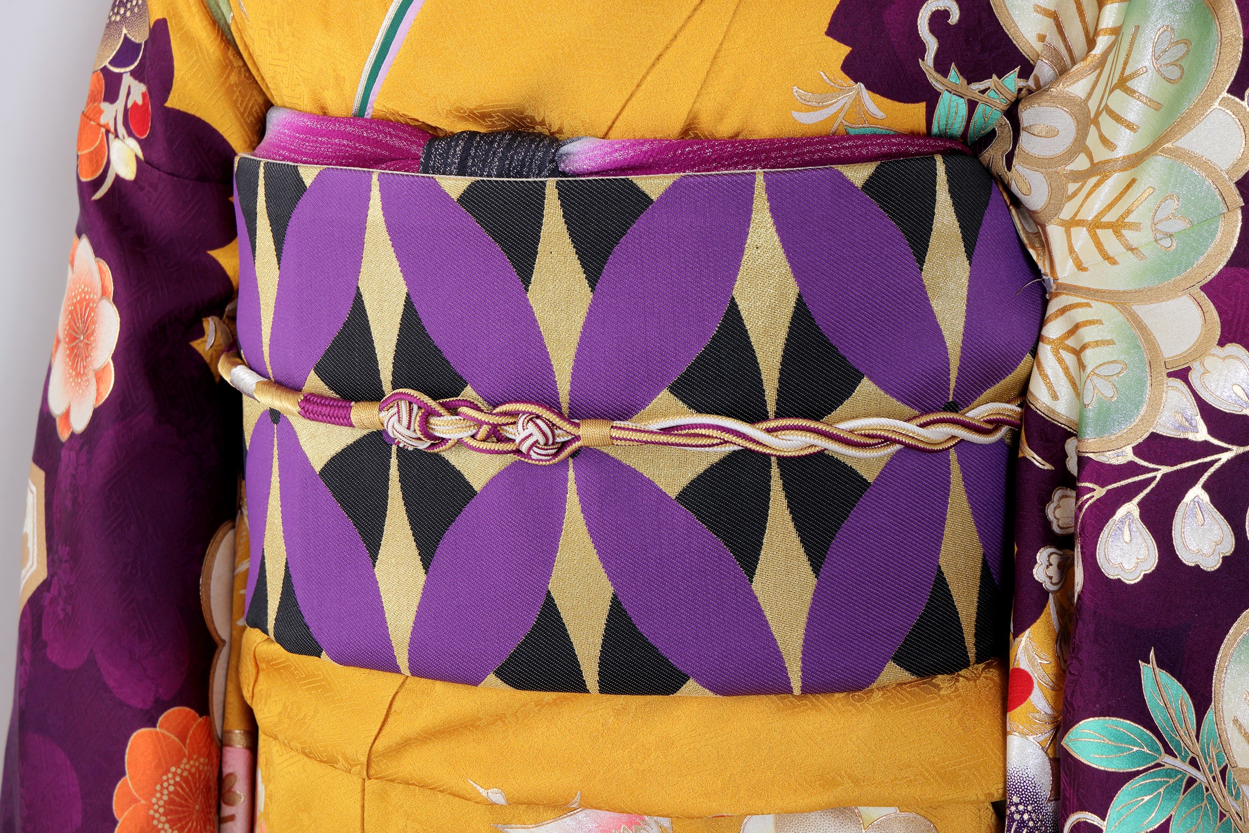 振袖レンタルNP76-<br />137,500円<br />【サイズ】Free 成人式年度: 成人式2027年1月