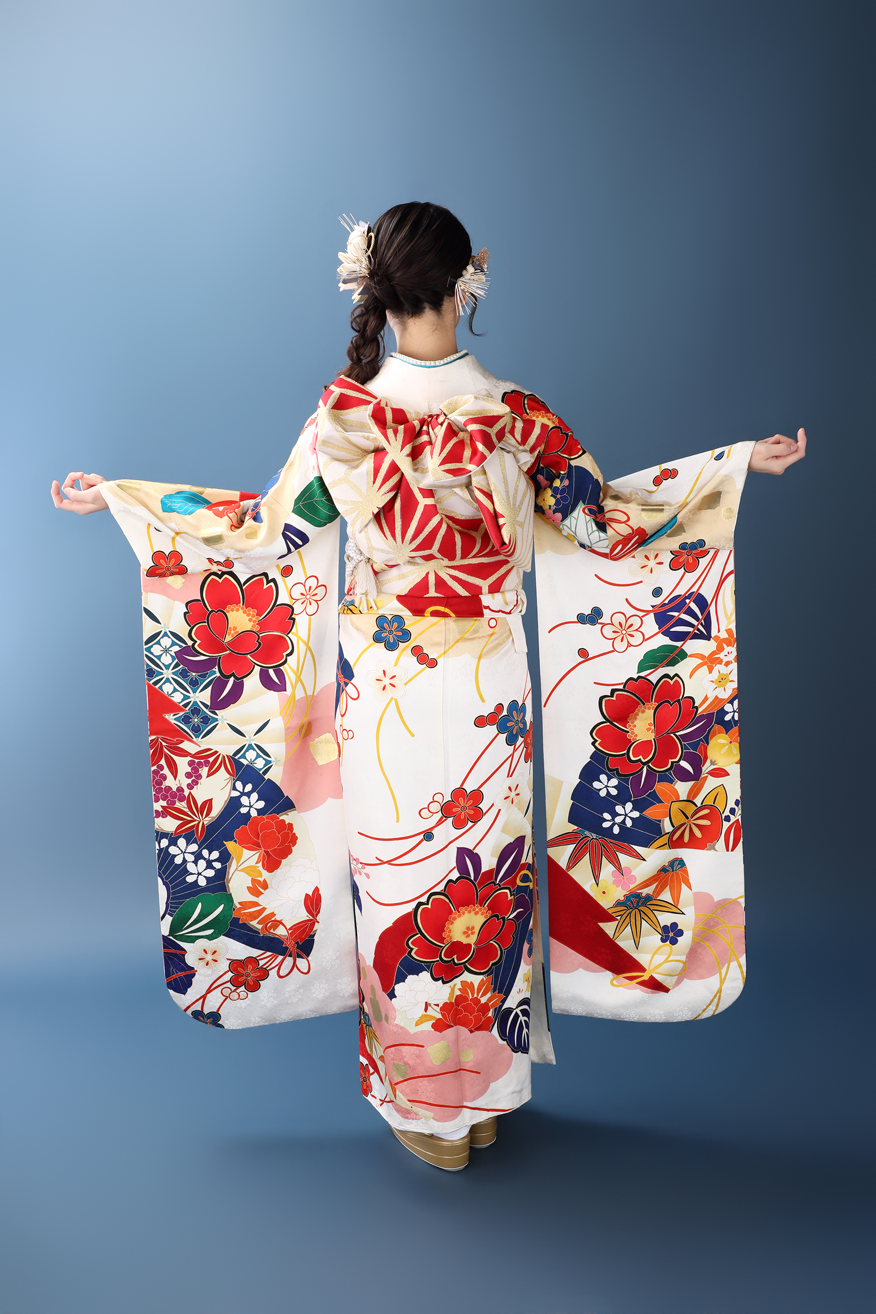 振袖レンタルNP4-<br />137,500円<br />　【サイズ】Free 成人式年度: 成人式2027年1月