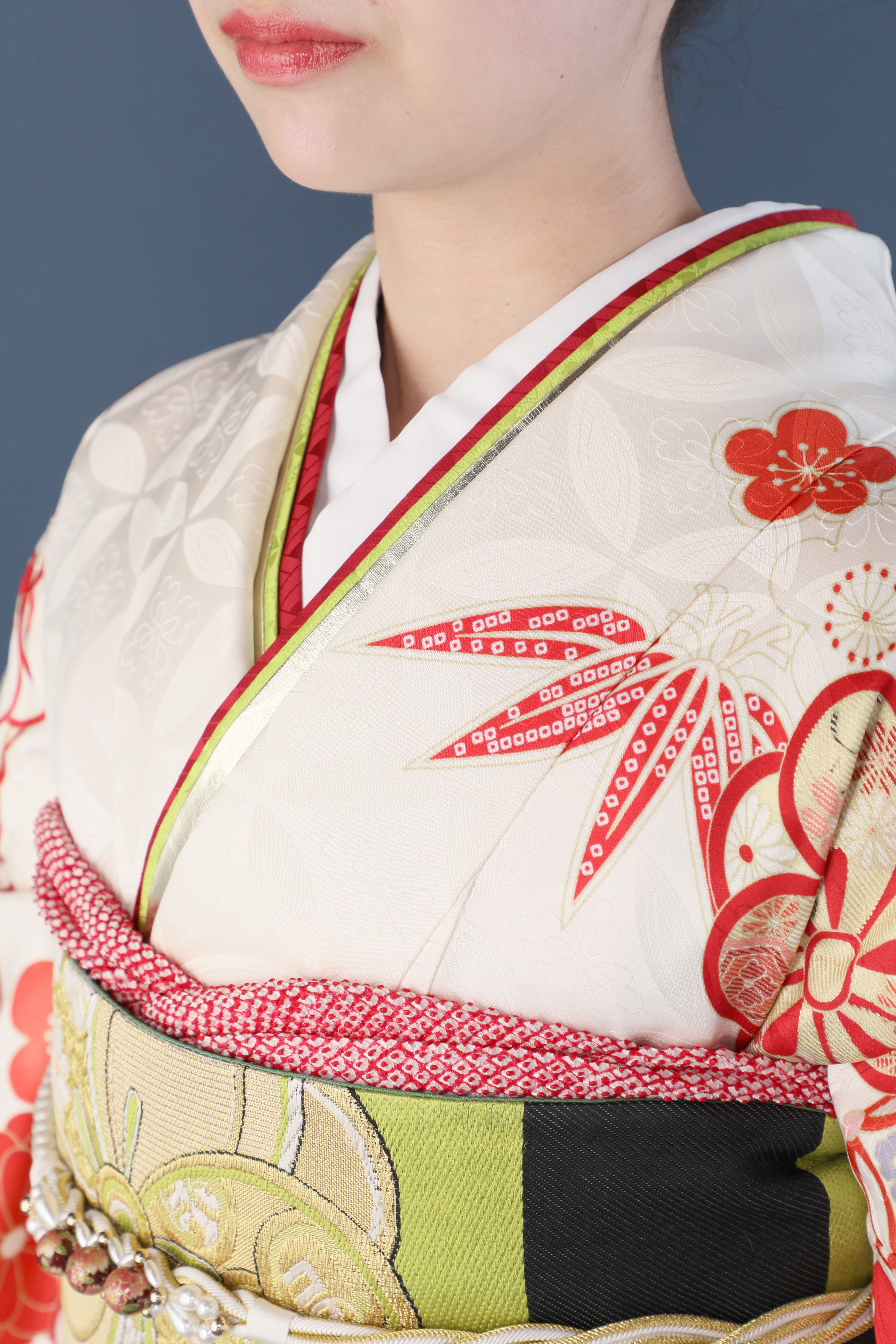振袖レンタルNP121-<br />137,500円<br />【サイズ】F- 成人式年度: 成人式2027年1月