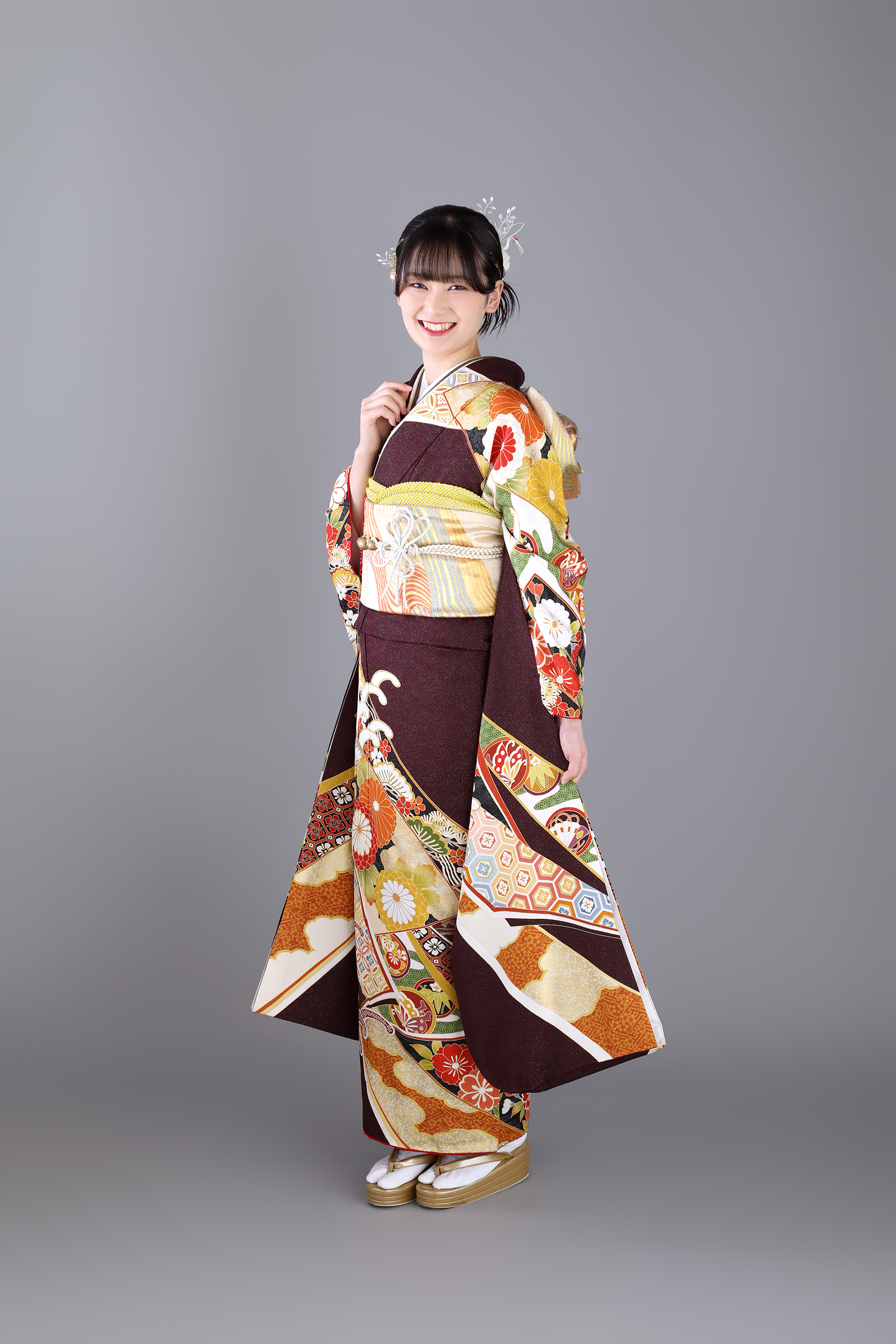 振袖レンタルNP37-<br />137,500円<br />【サイズ】Free 成人式年度: 成人式2027年1月