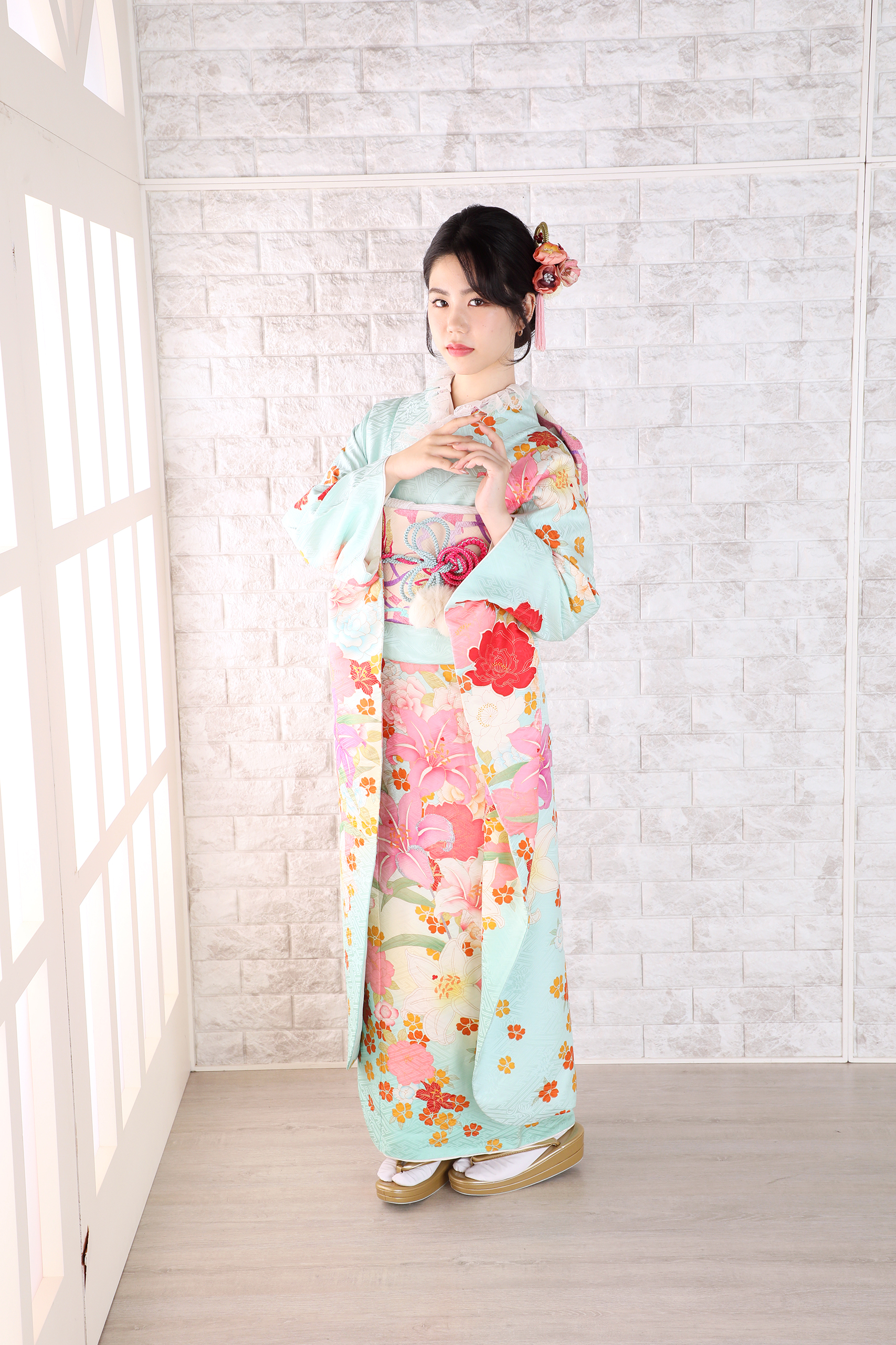 振袖レンタルNP19-<br />82,500円<br />【サイズ】Free 成人式年度: 成人式2027年1月