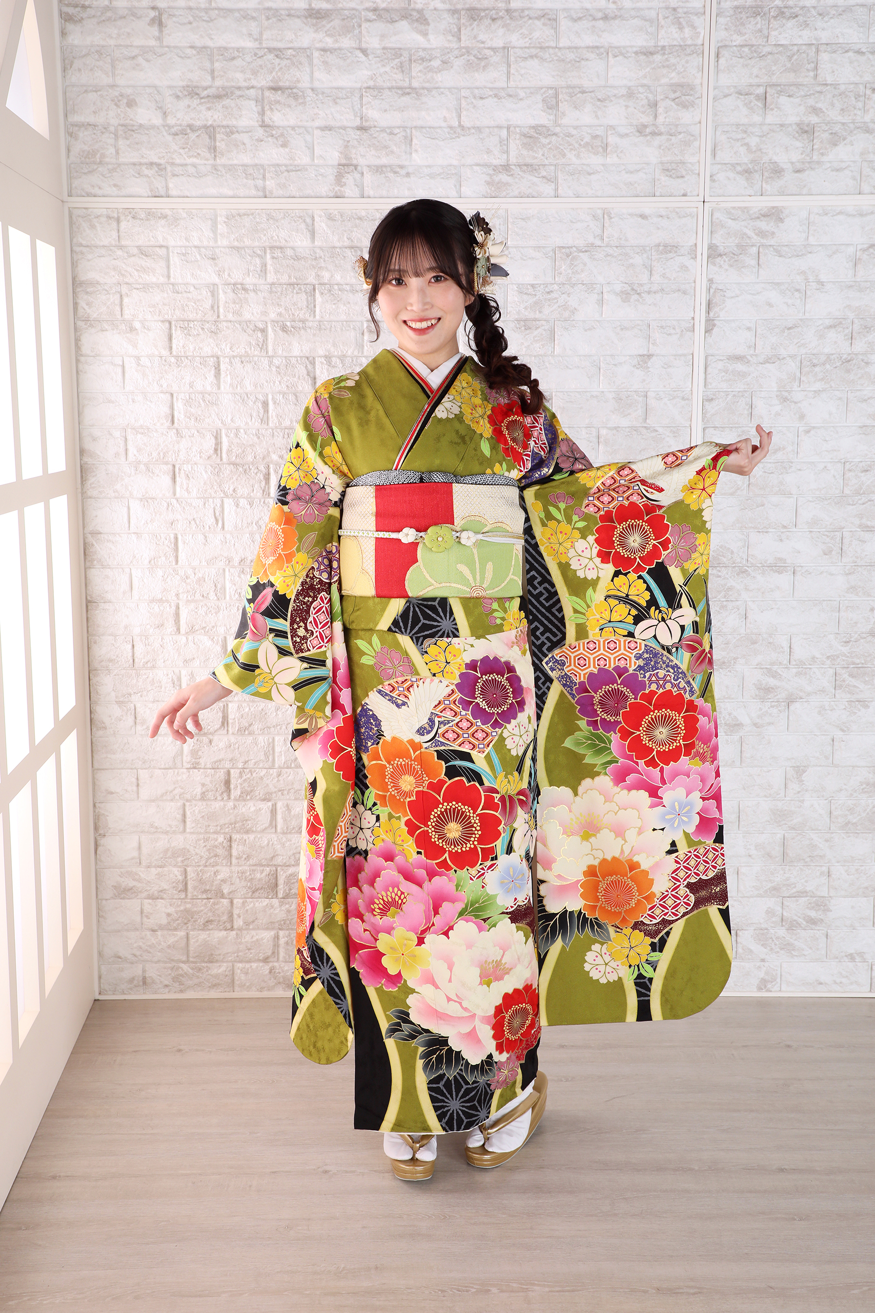 振袖レンタルNP2-<br />137,500円<br />　【サイズ】Free 成人式年度: 成人式2027年1月