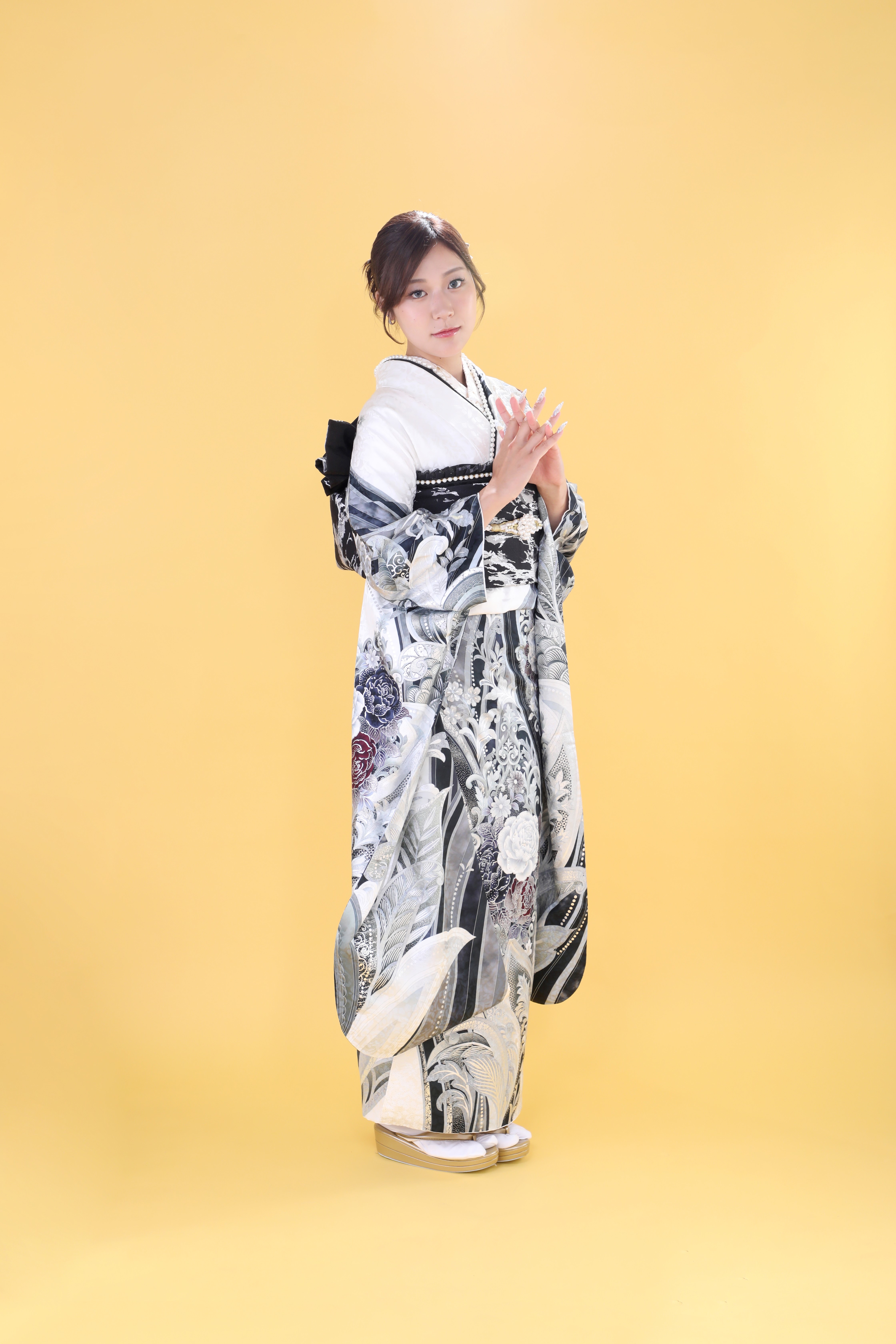 振袖レンタルNP935-<br />247,500円<br />【サイズ】Free 成人式年度: 成人式2027年1月