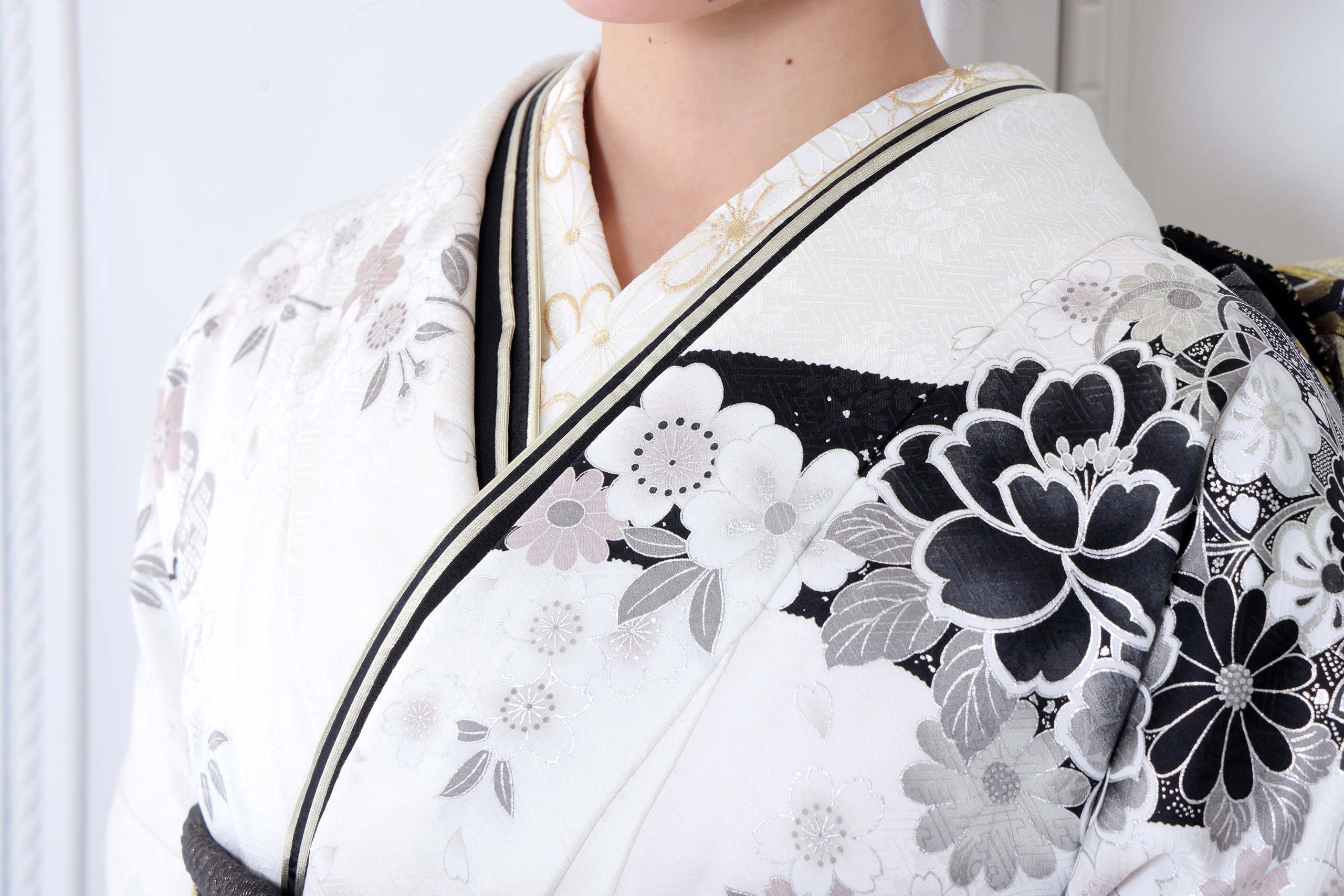 振袖レンタルNP77-<br />247,500円<br />【サイズ】Free 成人式年度: 成人式2027年1月