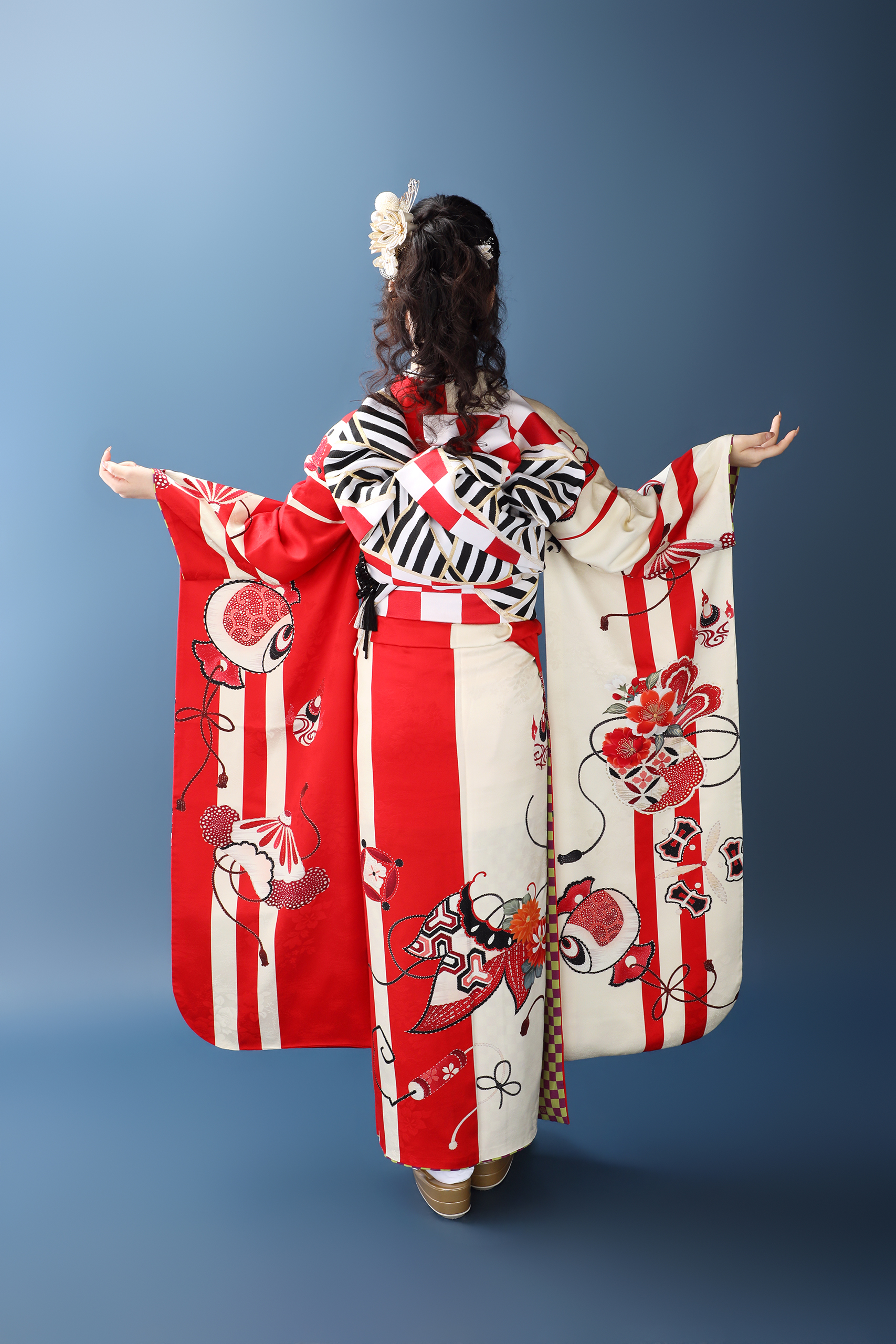 振袖レンタルNP3-<br />137,500円<br />　【サイズ】Free 成人式年度: 成人式2027年1月