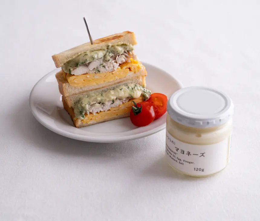 ひとさじで、ふつうじゃない食事を。マヨネーズとサンドイッチ
