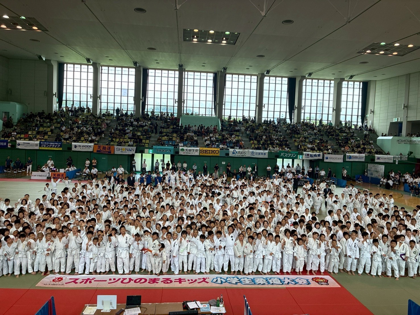 第18回スポーツひのまるキッズ関東小学生柔道大会に集まった720名の子どもたち