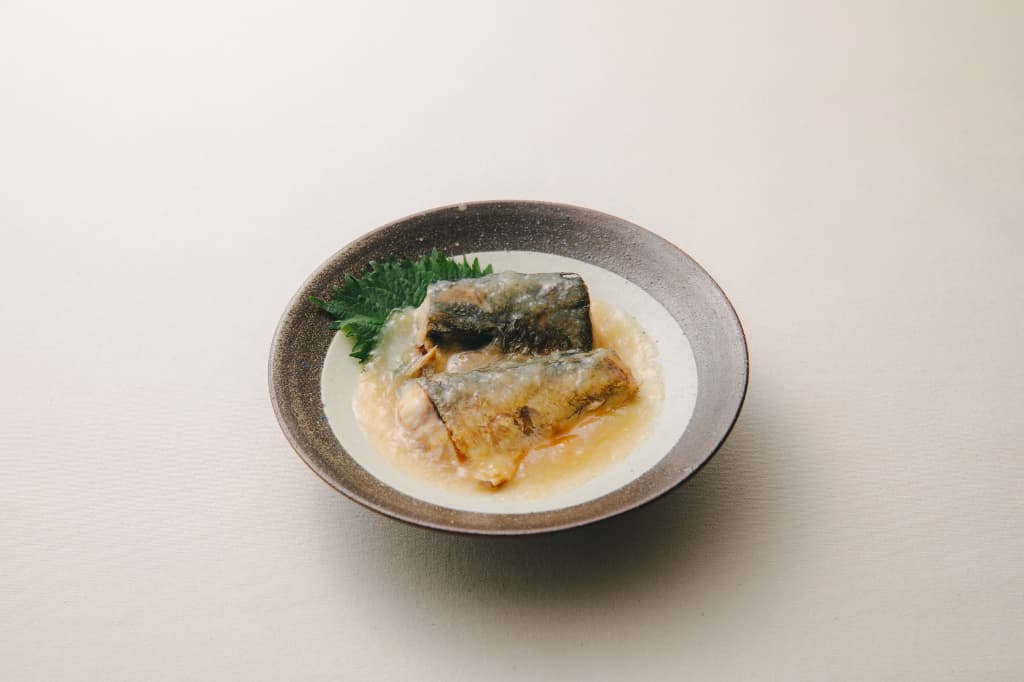 だしあんでやさしく仕上げる<br>焼き鯖のみぞれあんかけ
