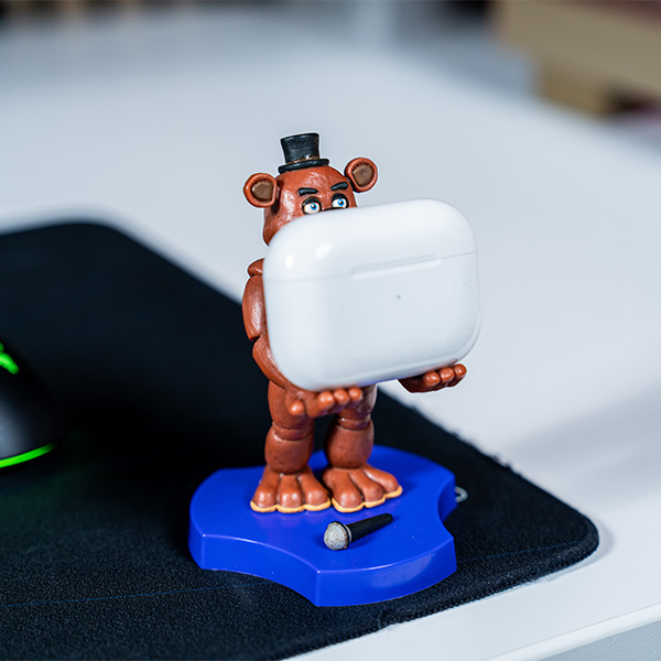 【Five Nights at Fredddy's】”フレディ” ミニ・ケーブルガイズ ケーブルガイズ コントローラー＆スマホホルダー HDHMFF400838 1個