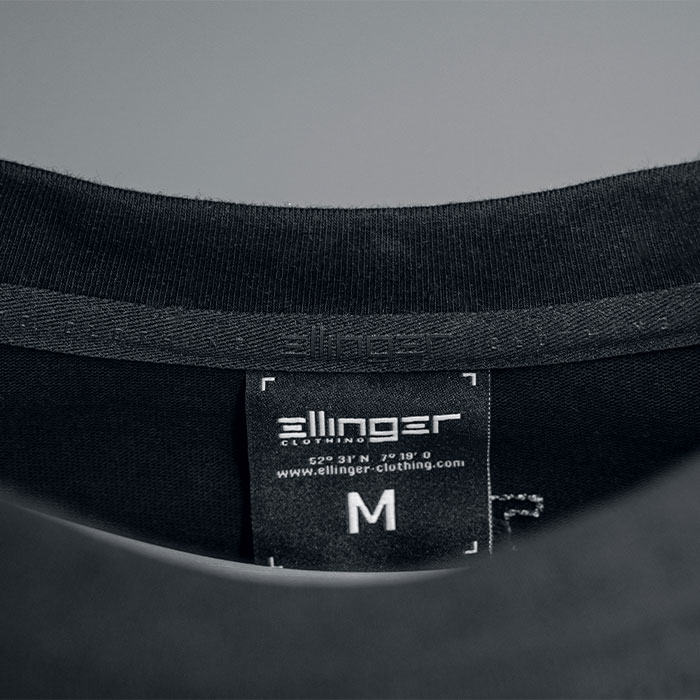 THE WITCHER（ウィッチャー） “Signs” ヘビーウェイト刺繍Tシャツ 1枚