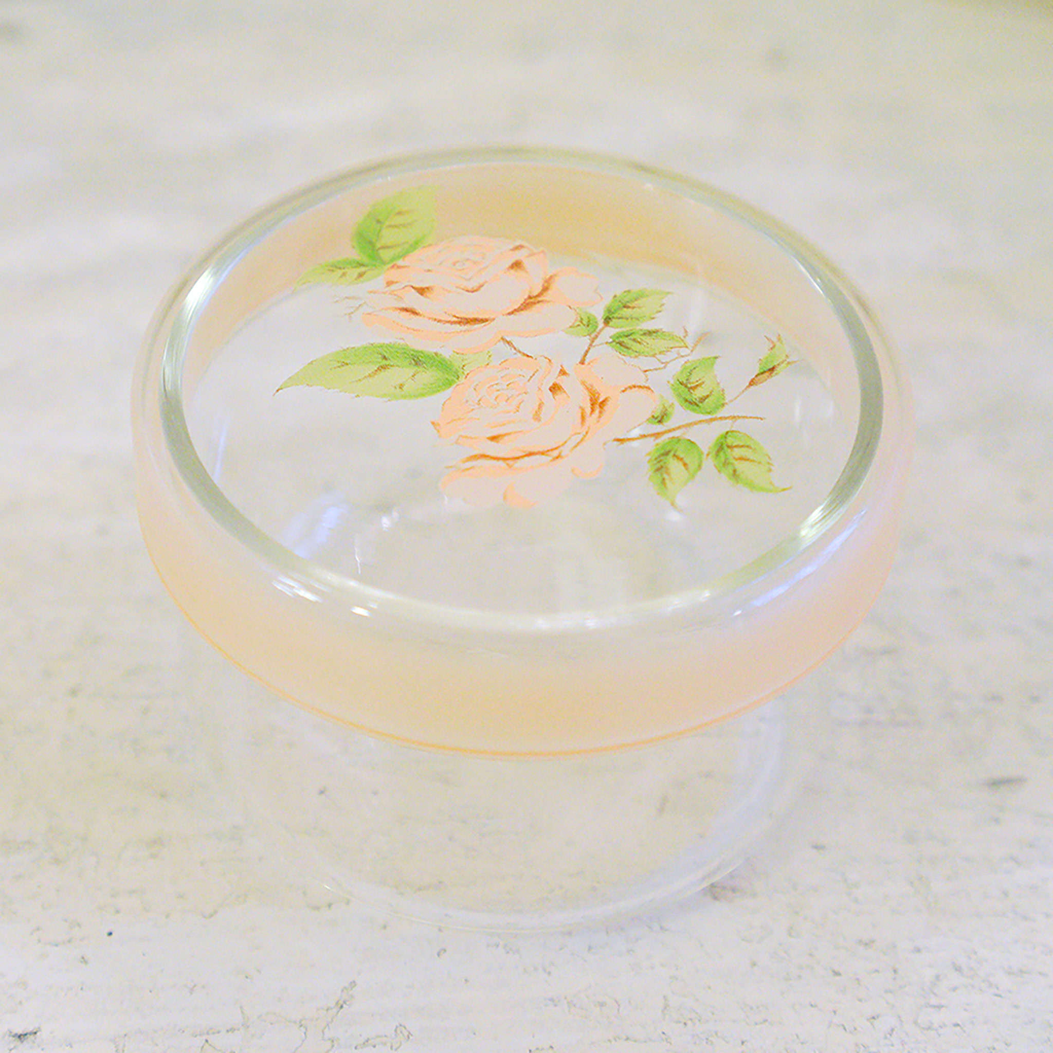 ダイアナローズ　蓋付ガラスカップ　Mサイズ