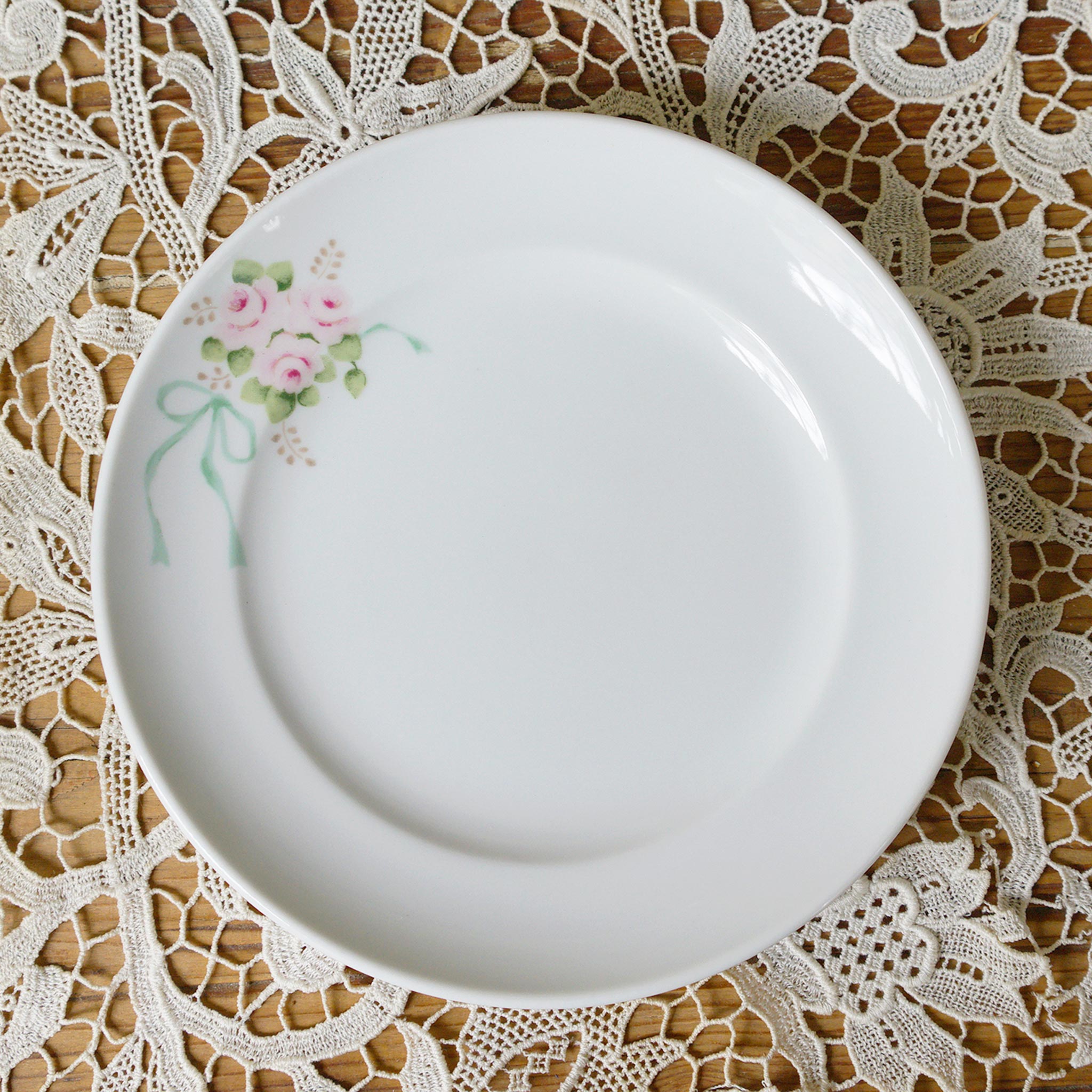 エマ　ケーキ皿17cm