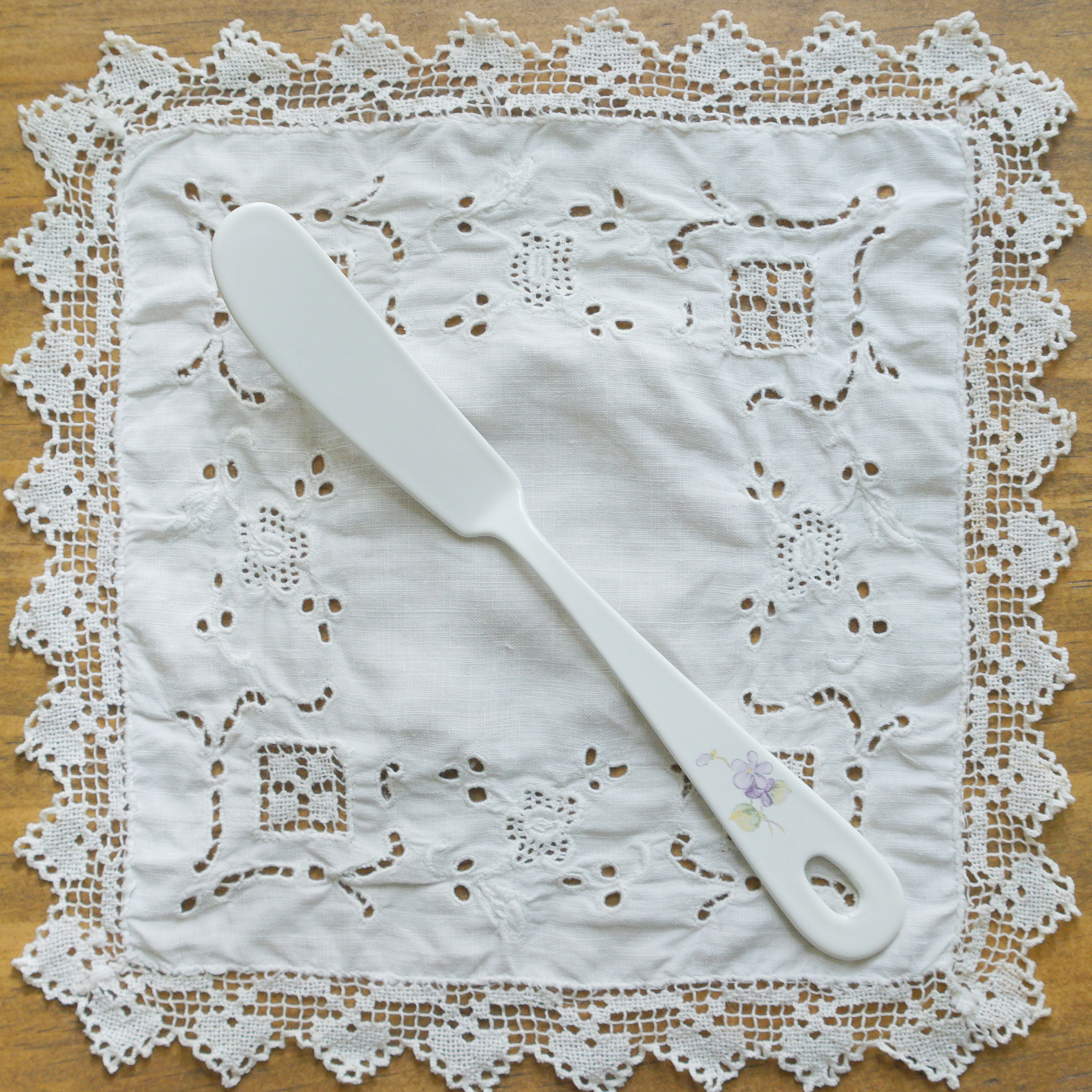 スミレ　バターナイフ