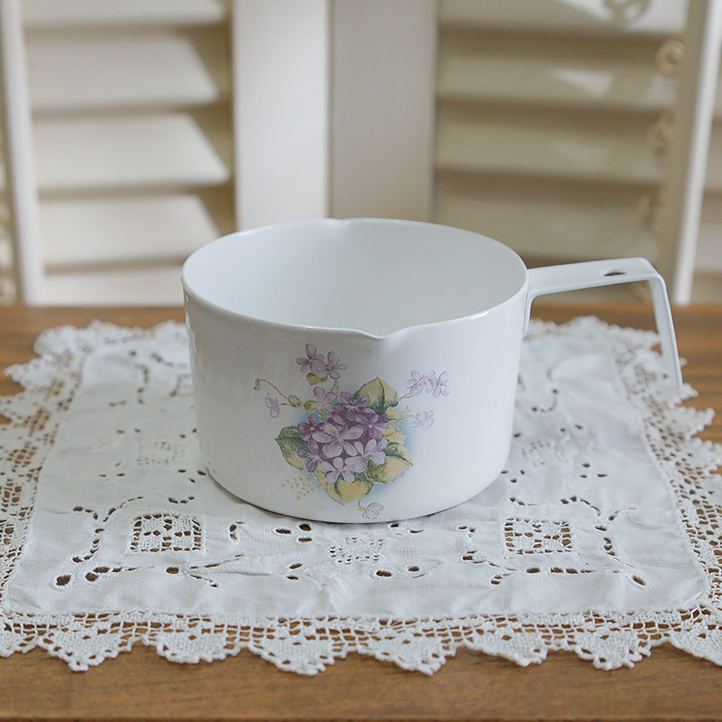 スミレ　計量カップ200ml