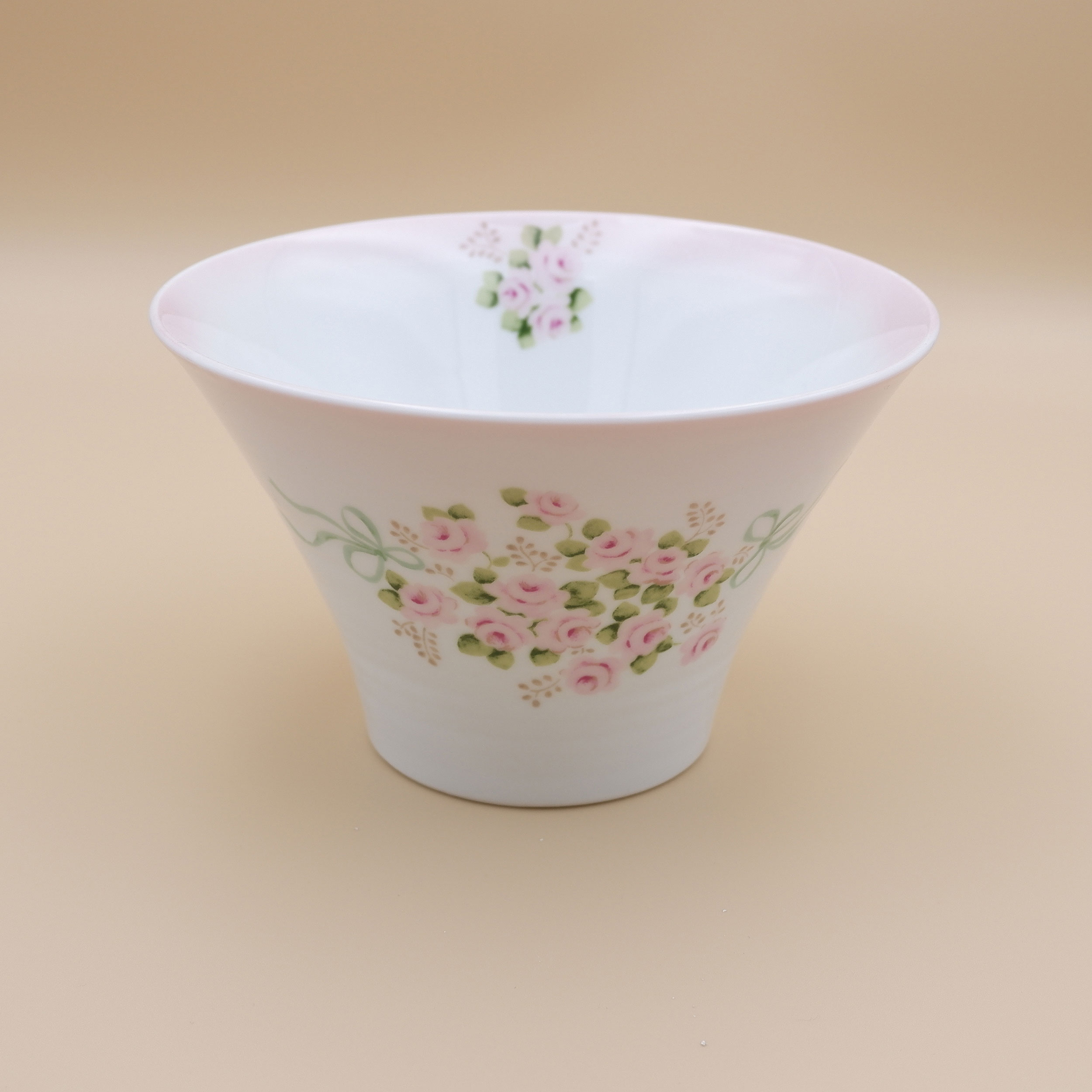 エマ　ヌードルボウル