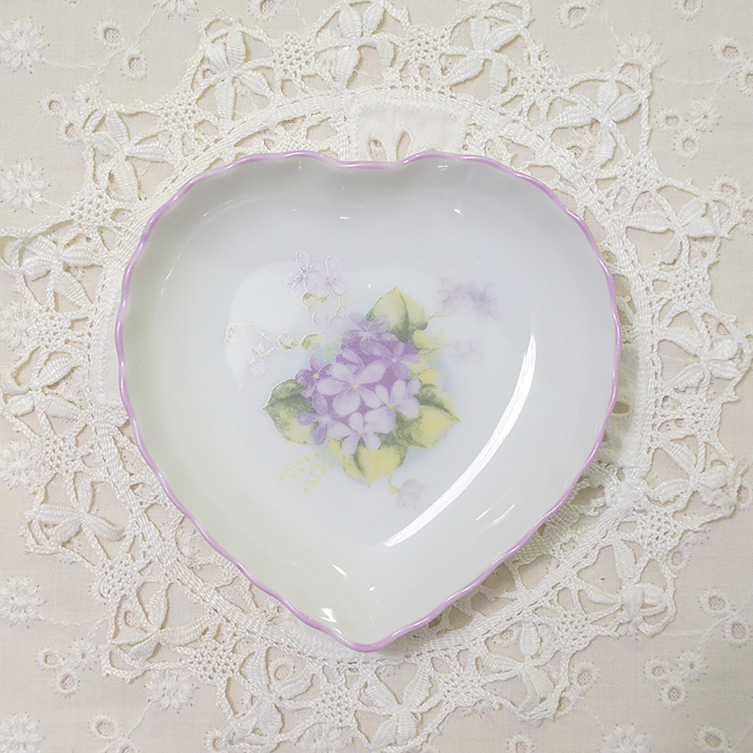 スミレ　ハートアクセサリートレー