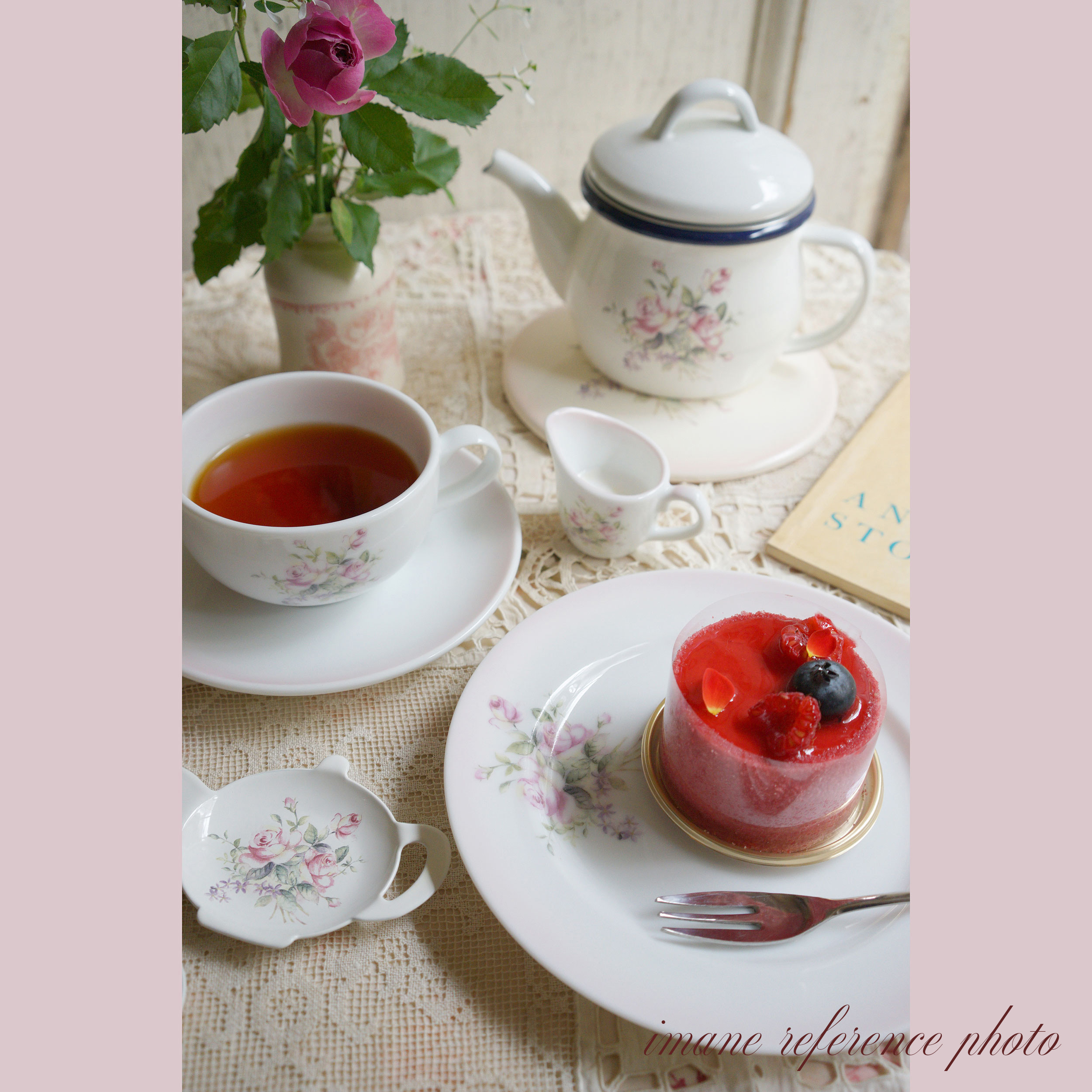 ビビアンピンク　ケーキ皿