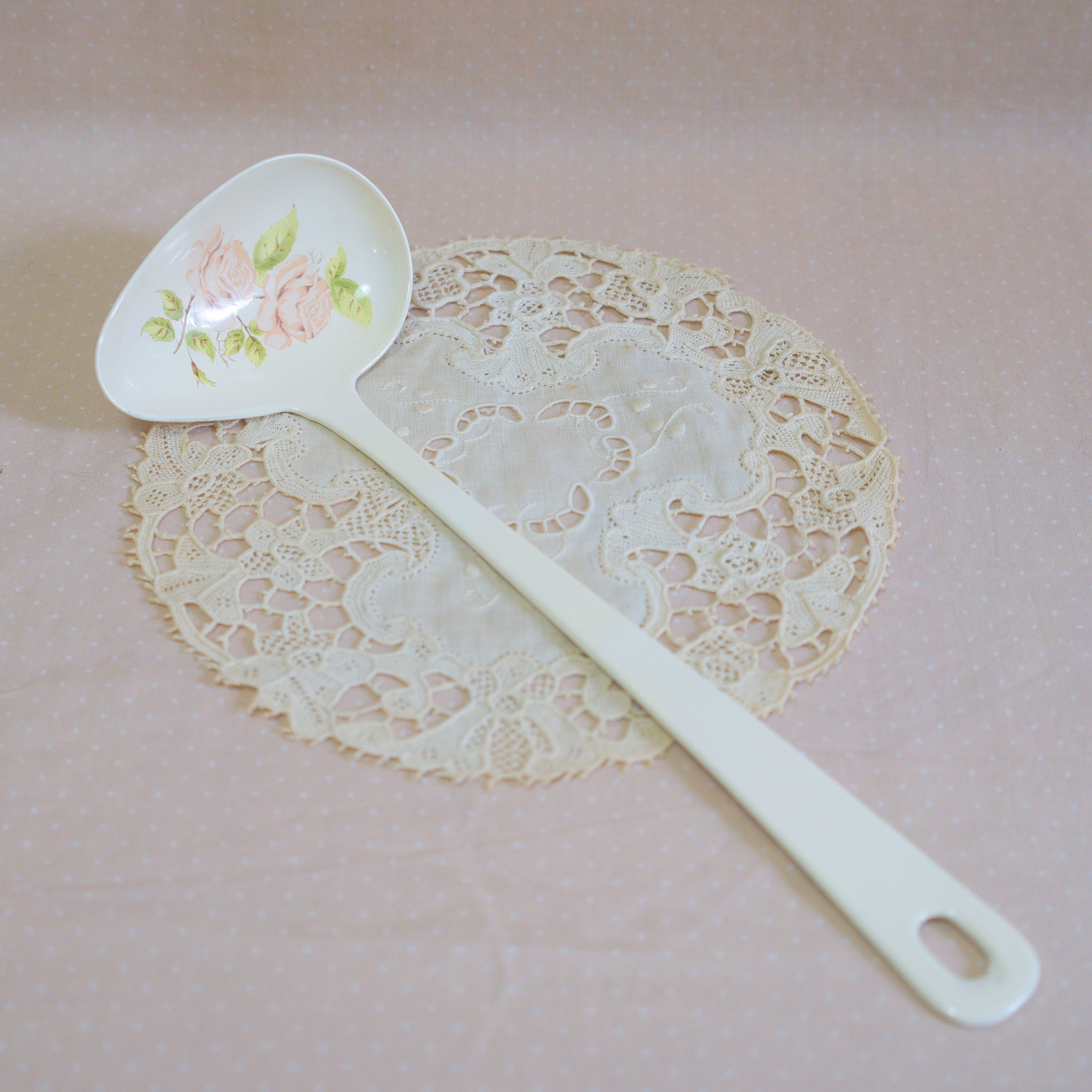 ダイアナローズ　横口レードルC（クリーム色）