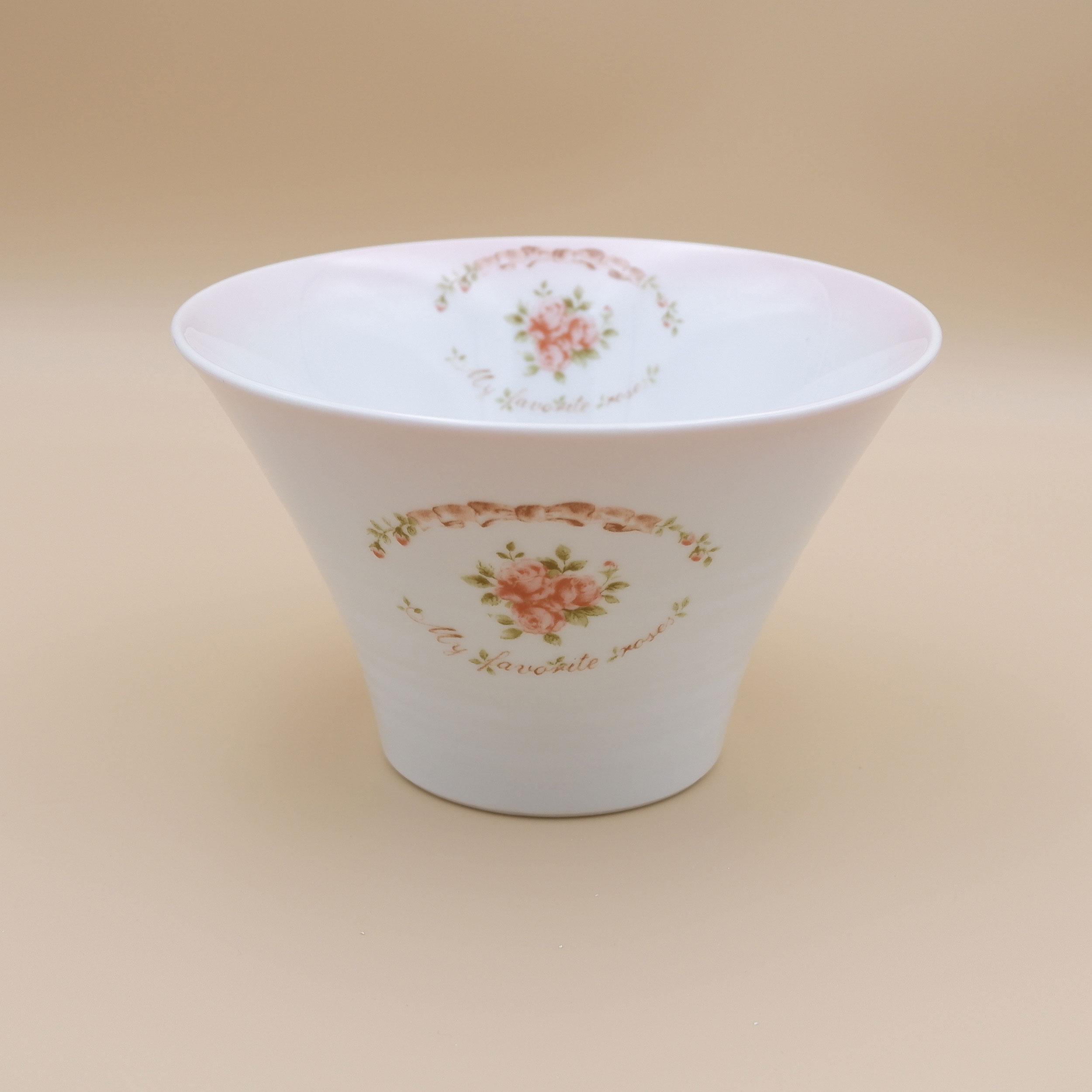 リボン　ヌードルボウル