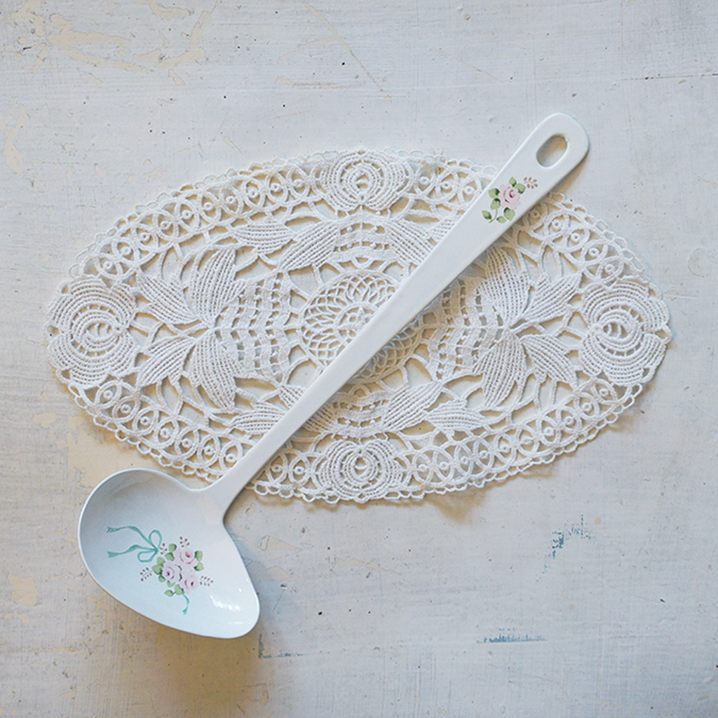 エマ　横口レードル