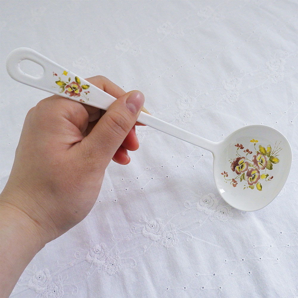 パンジー　ミニレードル