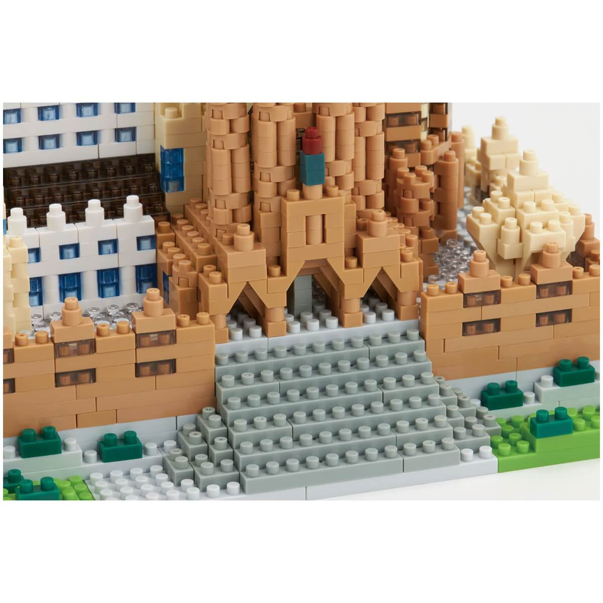 ナノブロック サグラダファミリア デラックスエディション