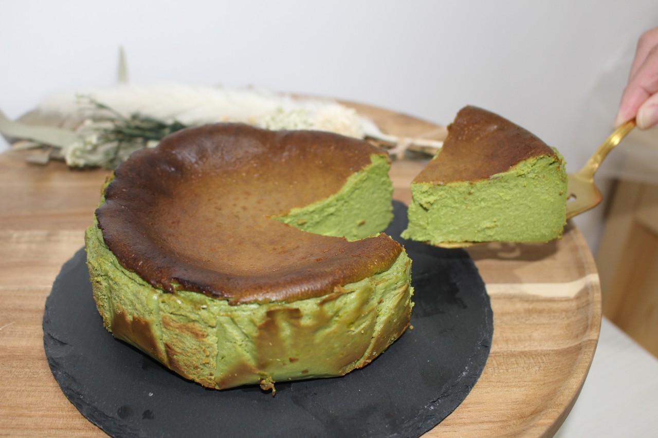 バスクチーズケーキ（抹茶）
