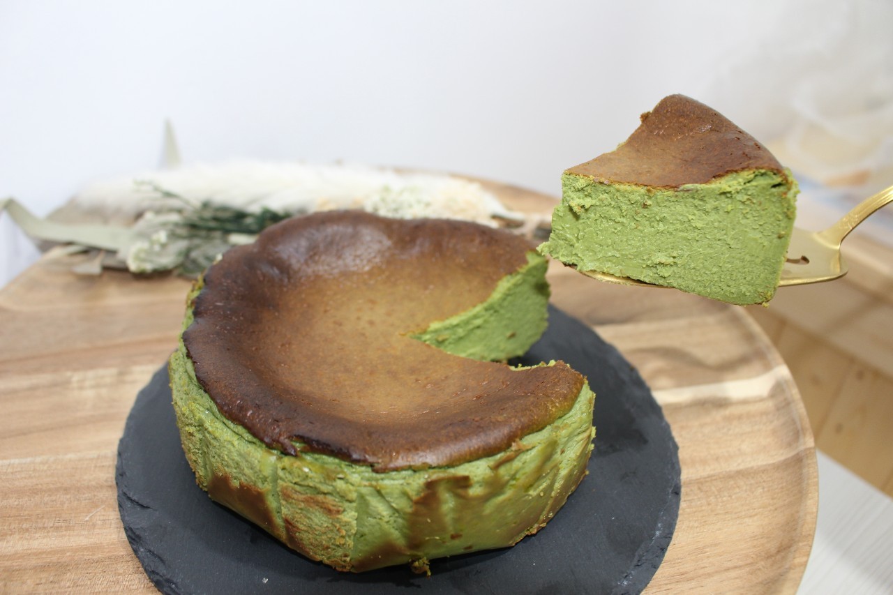 バスクチーズケーキ（抹茶）
