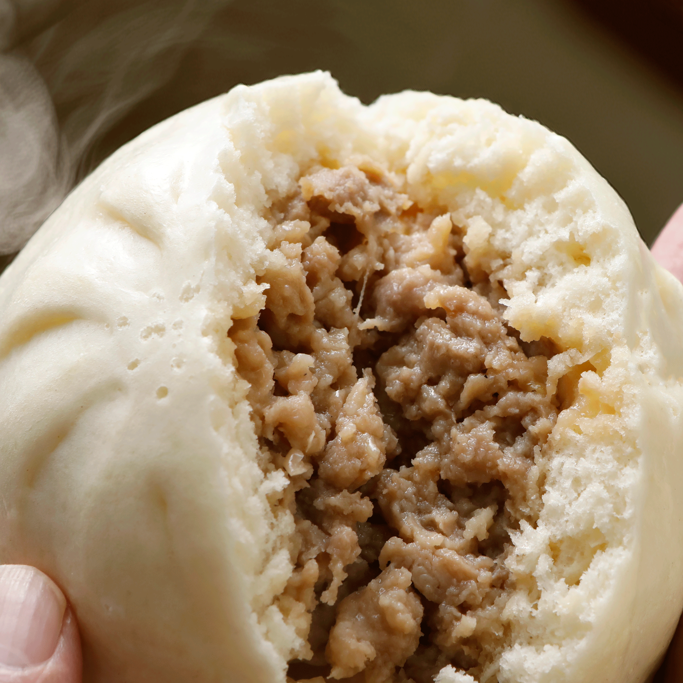 ジューシー肉まん 140ｇ×6個入（冷凍）