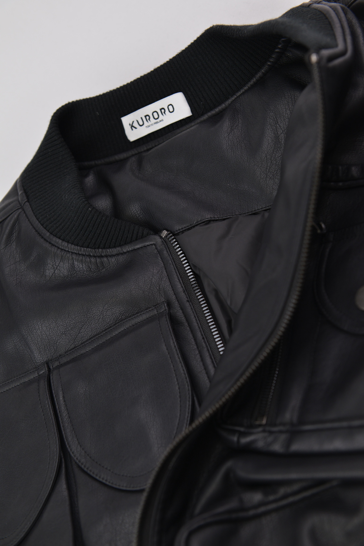 KURORO マルチポケット レザーボンバージャケット　Black サイズ: M