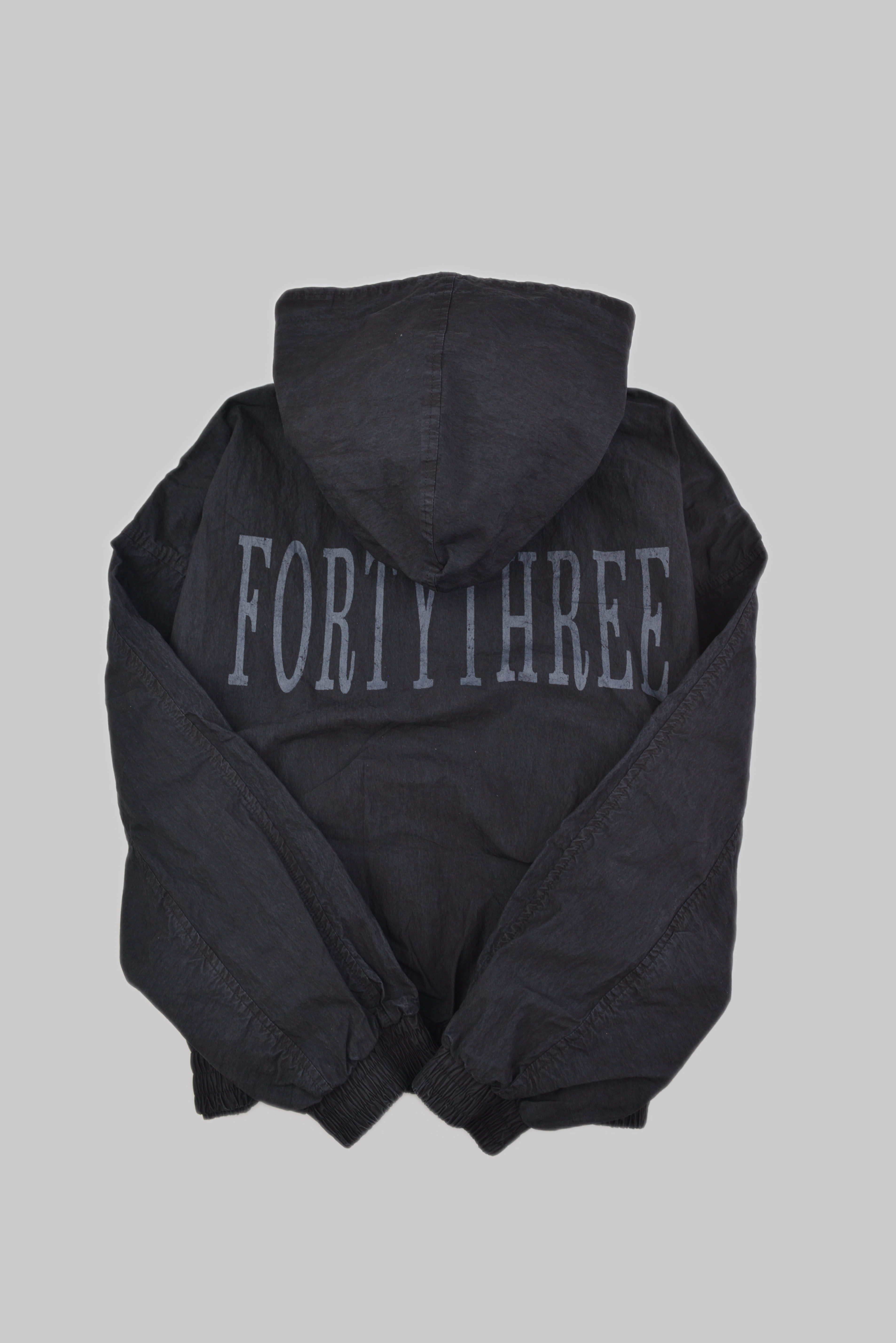 FORTYTHREE ロゴ ライトウェイトフーディージャケット サイズ: S