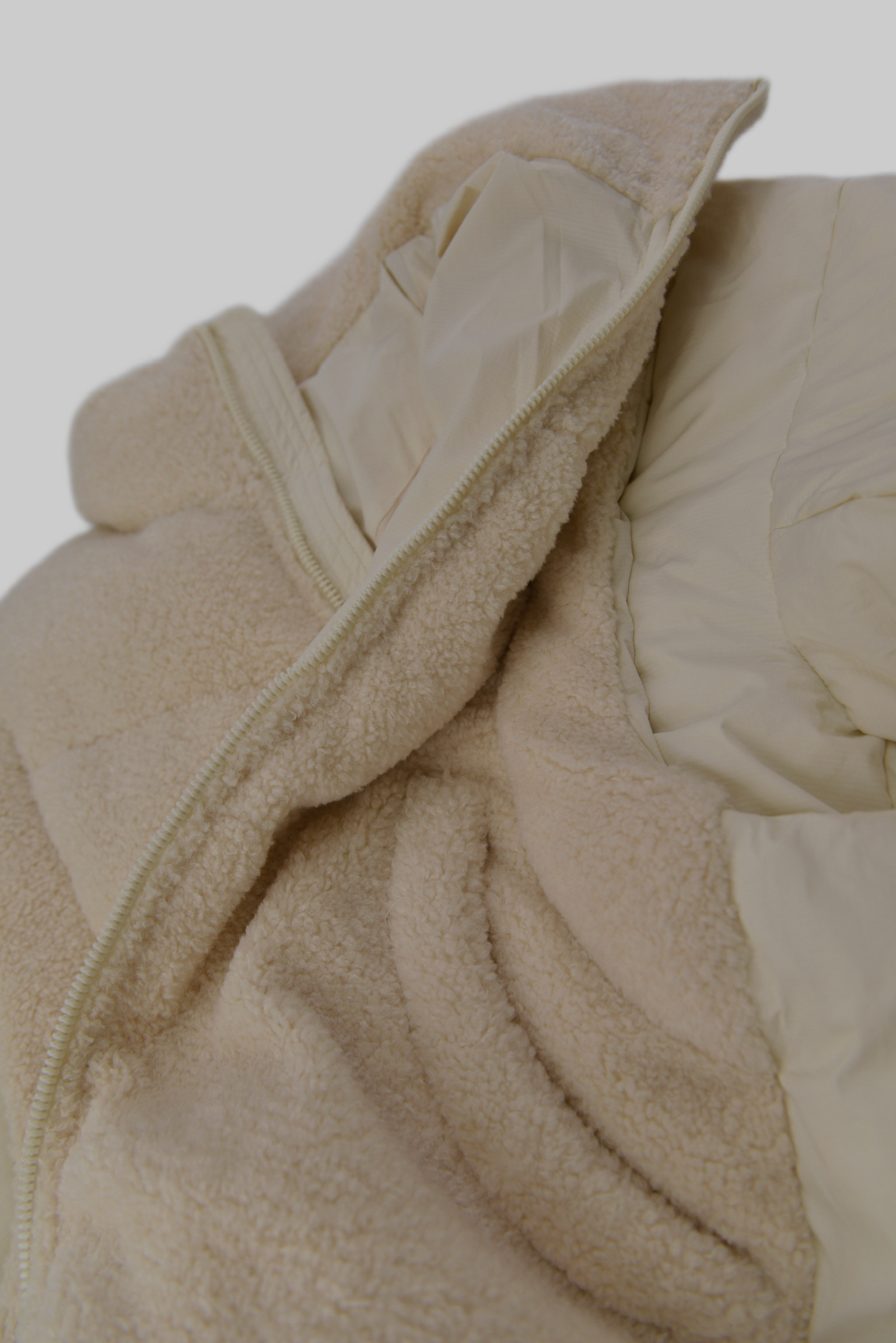 KURORO Hybrid Boa Down Jacket（ハイブリッドボアダウンジャケット） ホワイト サイズ: M