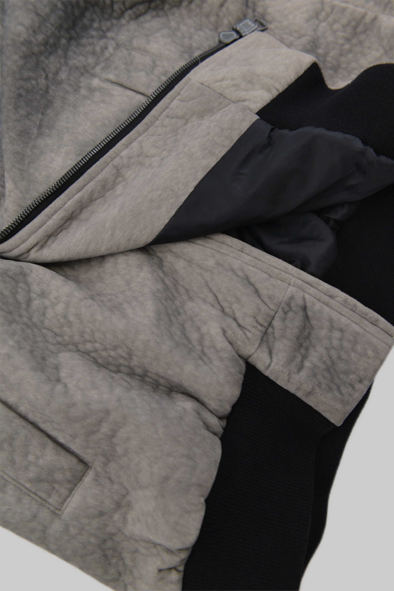 KURORO Urban Puffer Jacket（アーバン パファージャケット）　グレー サイズ: M