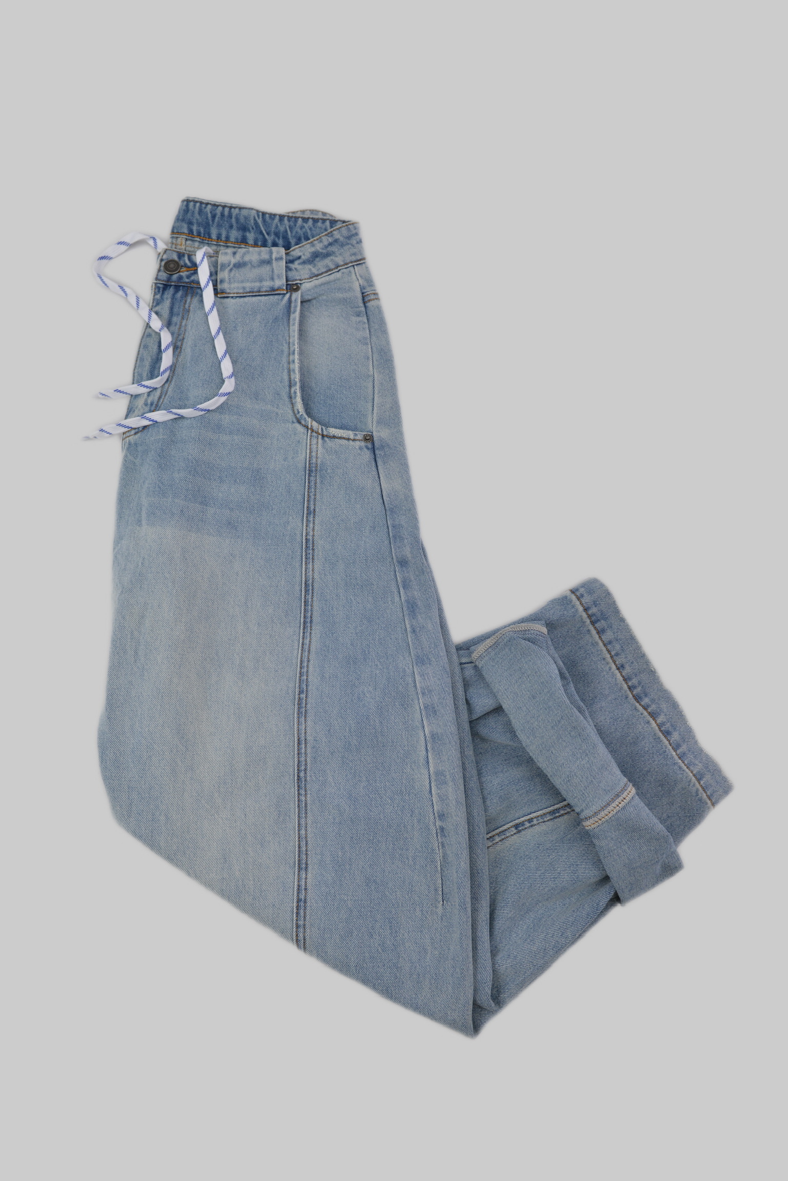 axed Light Wash Denim Pants / リラックスライトウォッシュデニムパンツ サイズ: M