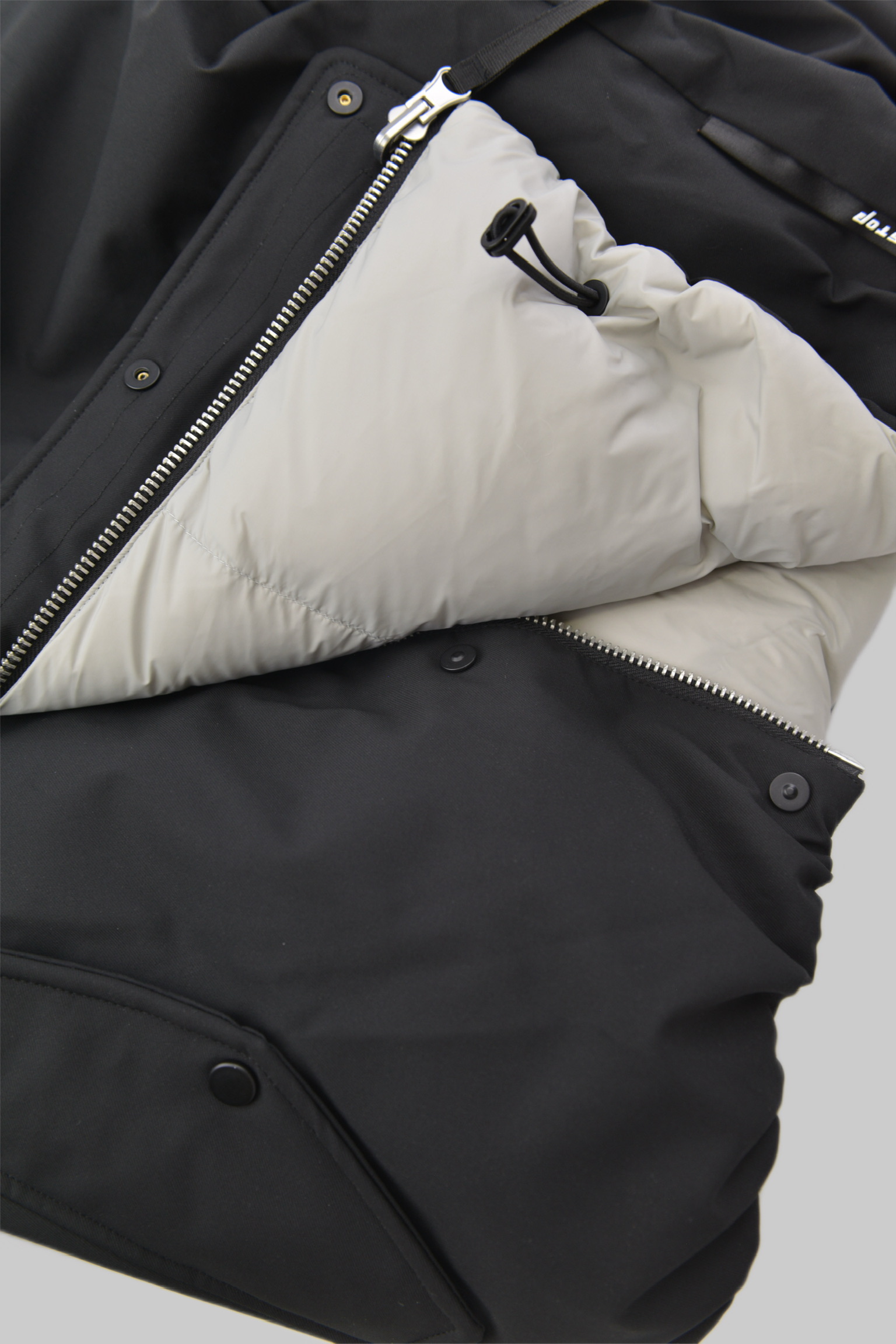 KURORO Reversible High-Neck Down Jacket / リバーシブルハイネックダウンジャケット サイズ: M