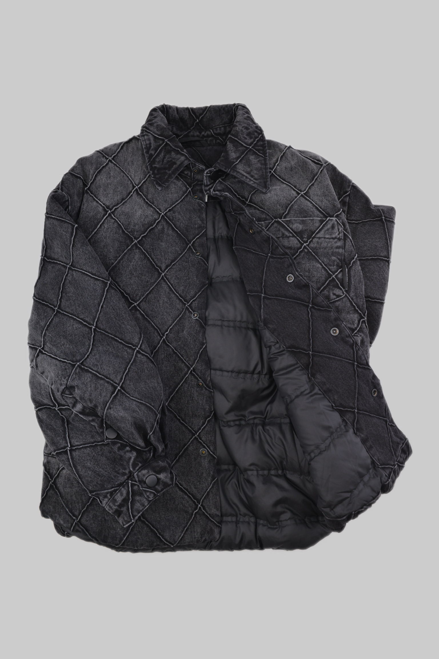 KURORO Quilted Denim Down Shirt Jacket（キルティングデニムダウンシャツジャケット）Vintage Black（ヴィンテージブラック） サイズ: M