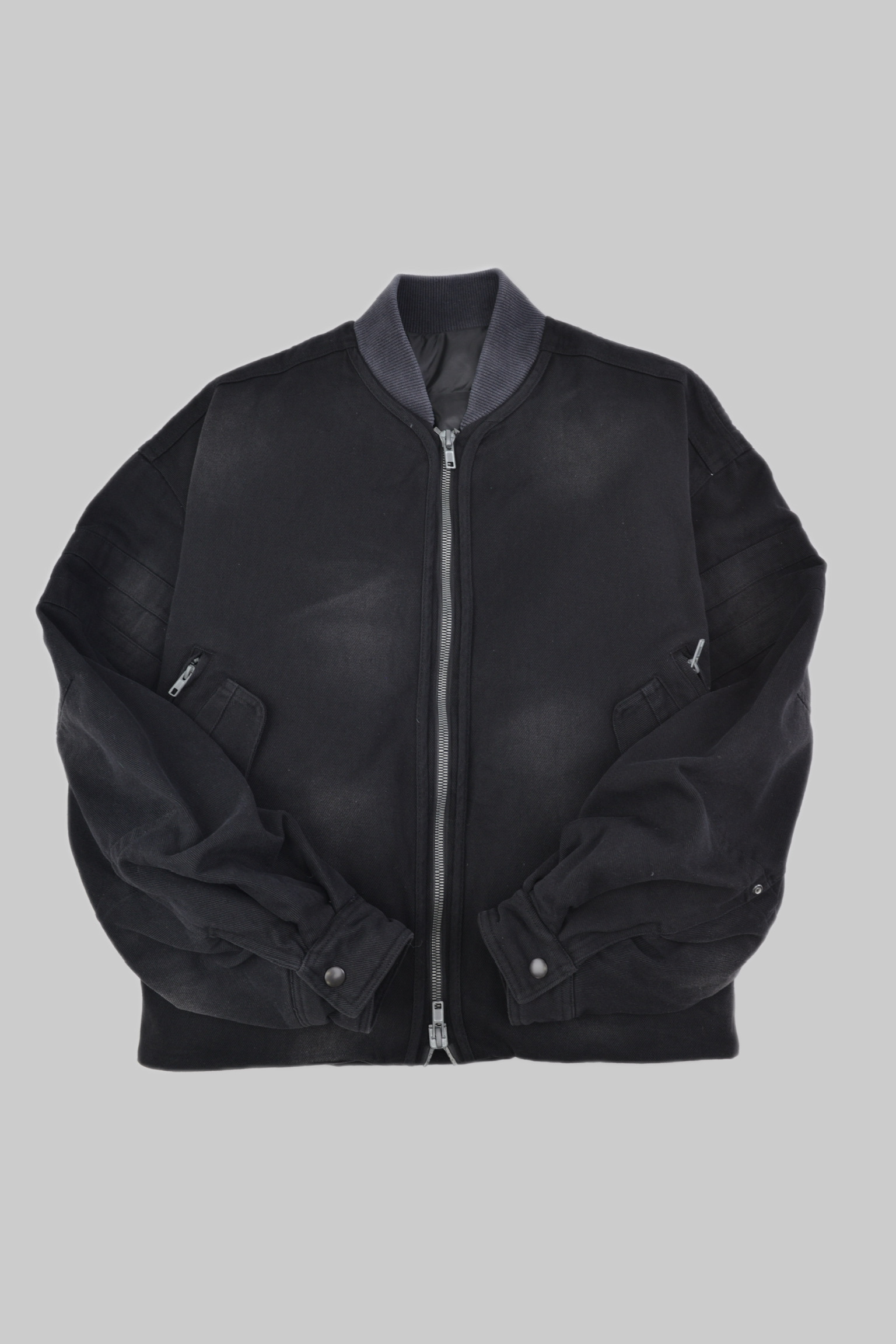 Padded Bomber Jacket （パデッド・ボンバー ジャケット）
