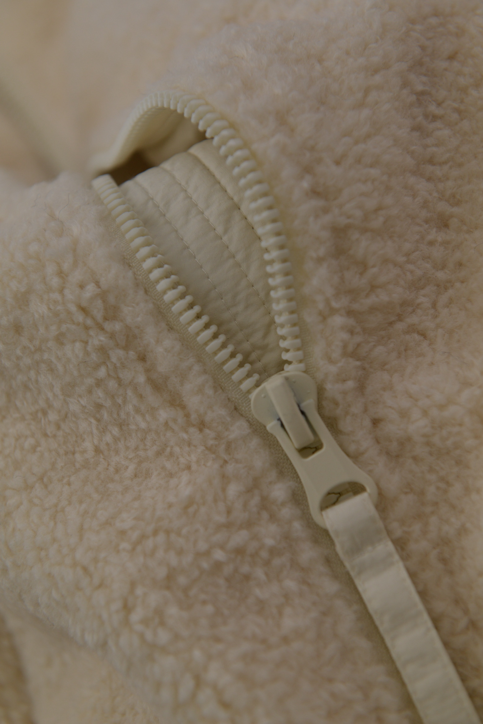 KURORO Hybrid Boa Down Jacket（ハイブリッドボアダウンジャケット） ホワイト サイズ: M