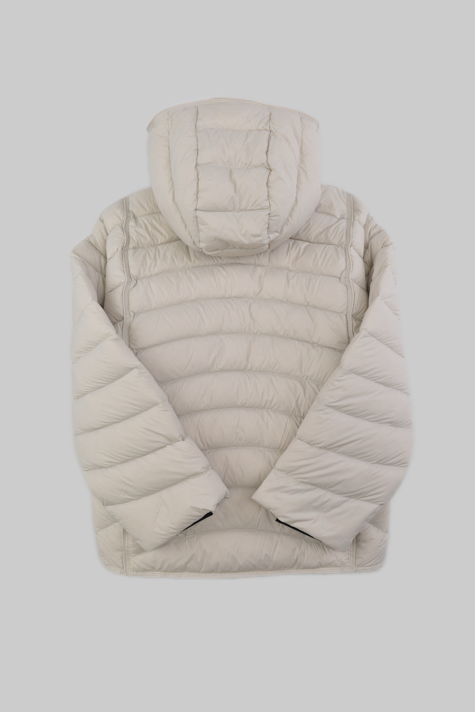 エッセンシャル フード ダウンジャケット 　KURORO Essential Hood Down Jacket　Snow White サイズ: M