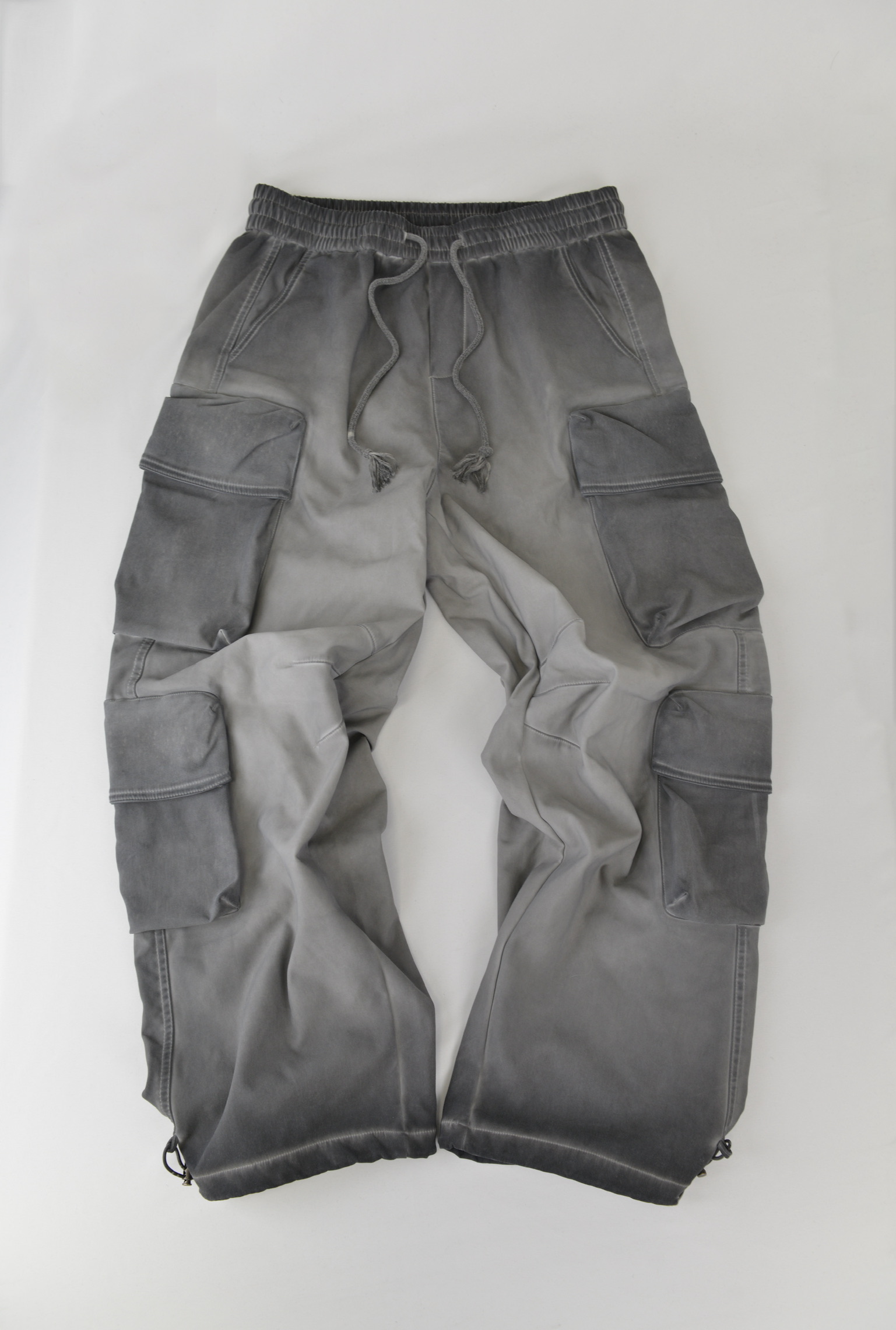 ストレートフロアモップパンツ　グレー