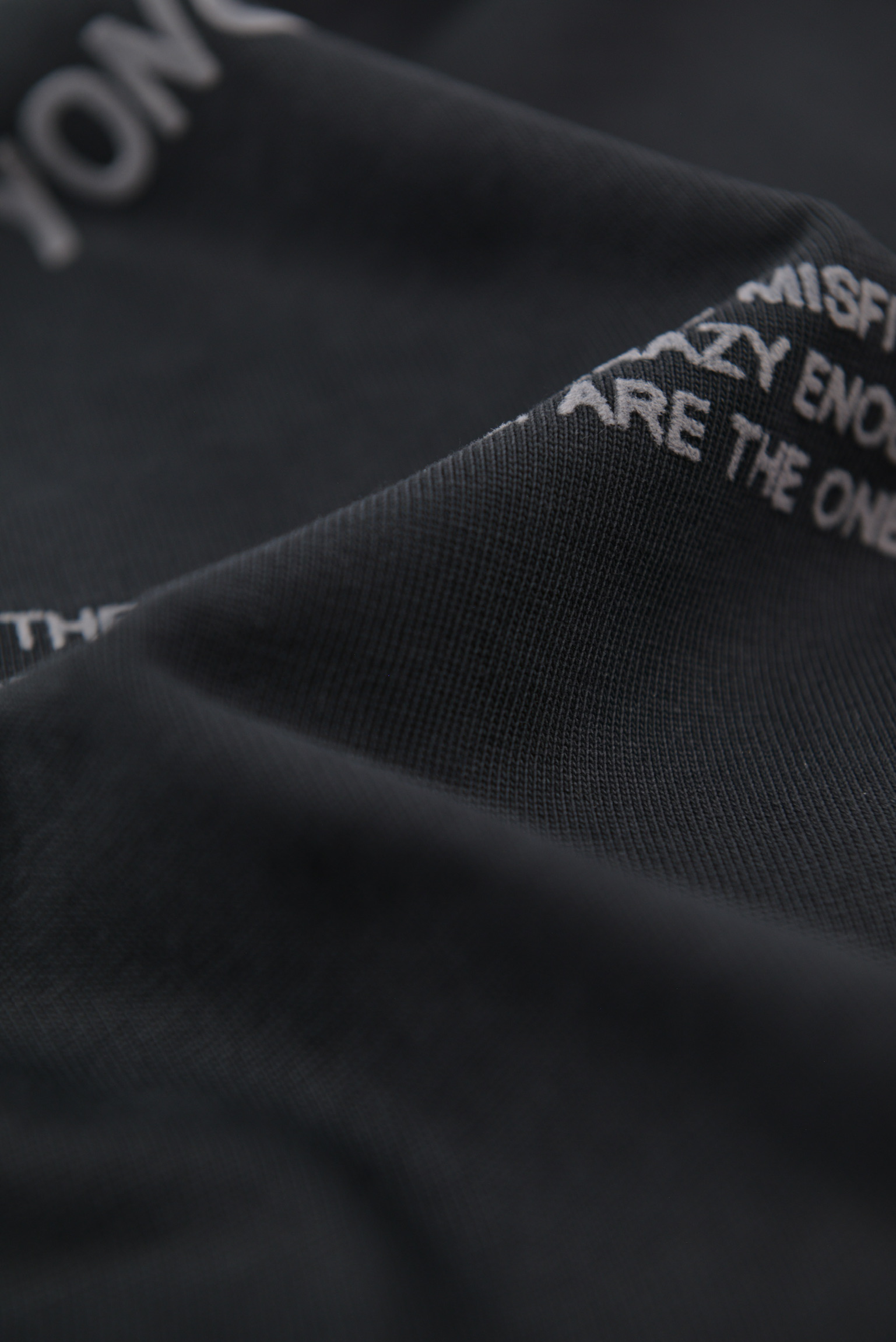 BAD IDEA バックプリント Tシャツ – ブラック サイズ: M