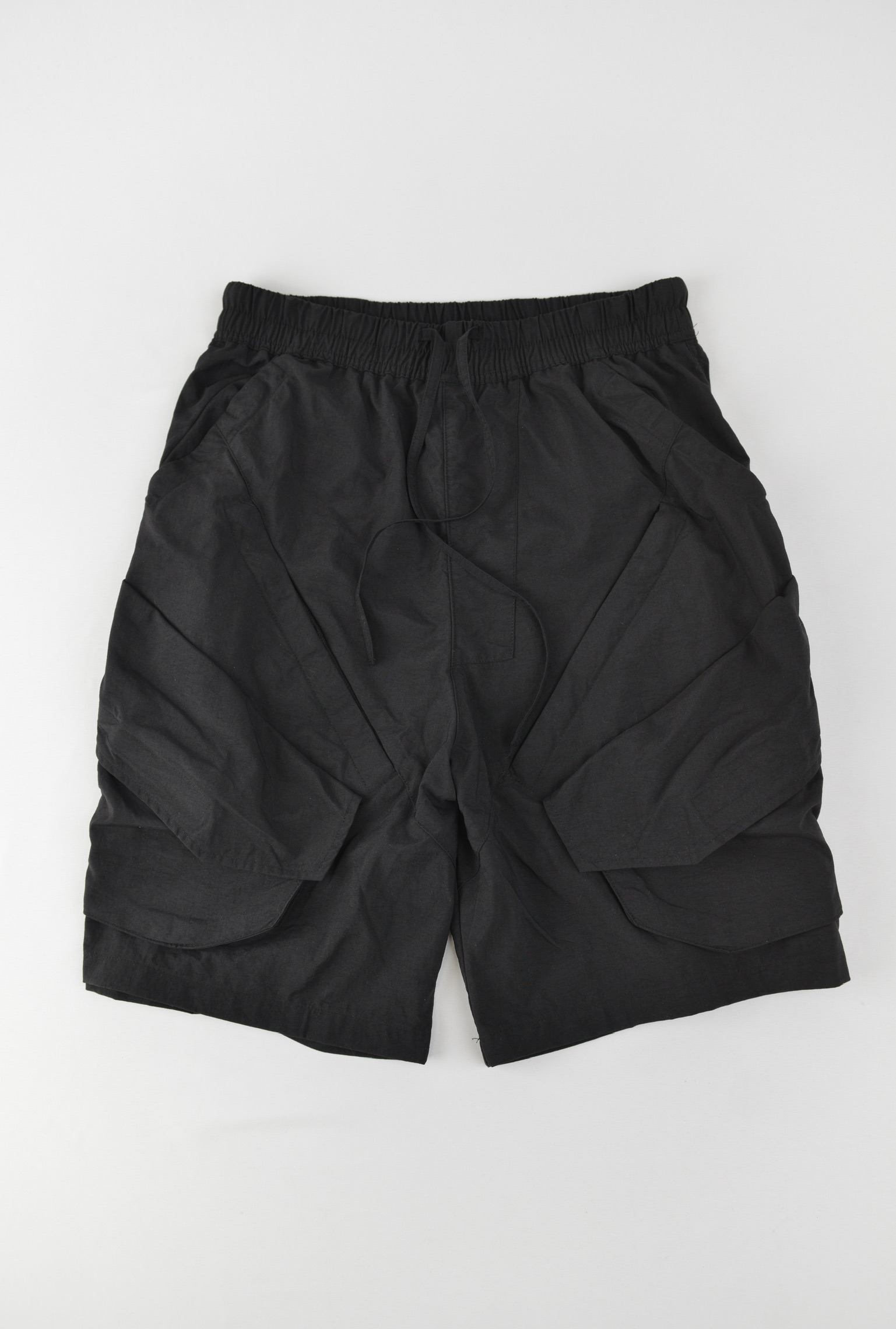 ワイドショーツ　ブラック